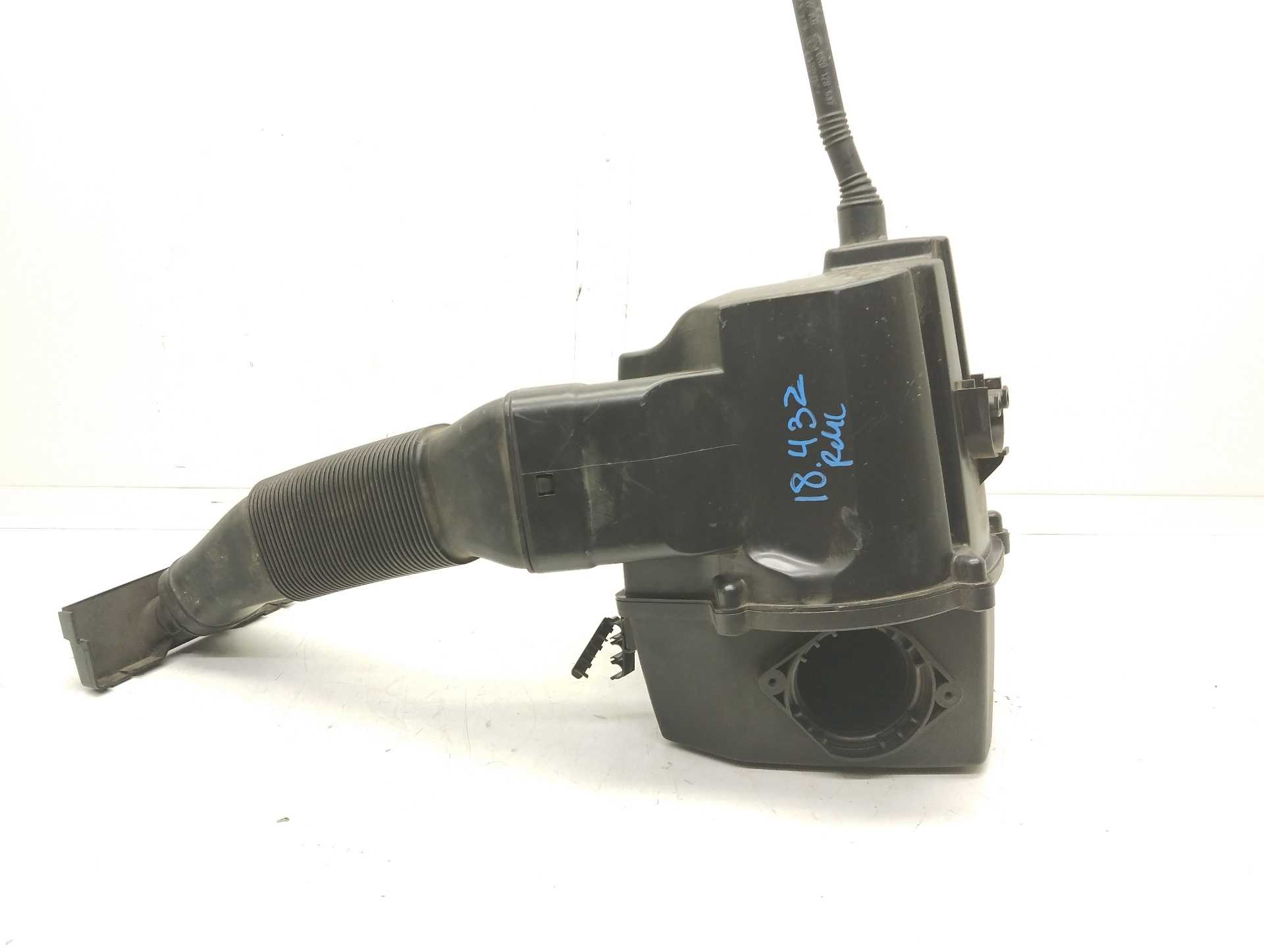 Recambio de caja filtro aire para volkswagen polo (6r1) 1.6 tdi referencia OEM IAM 6R0129618  