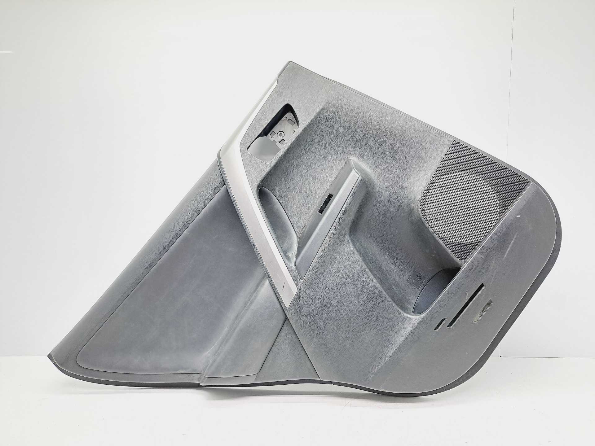 Recambio de guarnecido puerta trasera izquierda para toyota rav 4 advance referencia OEM IAM 67614X1B12  