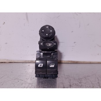 Recambio de mando elevalunas delantero izquierdo para peugeot 208 1.4 hdi fap referencia OEM IAM   