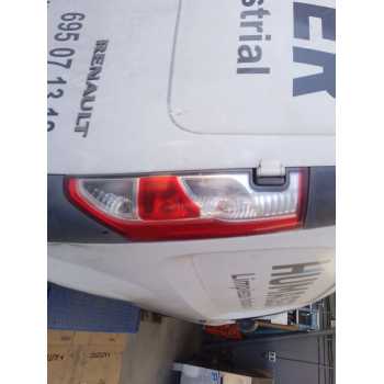 PILOTO TRASERO DERECHO 265507459R 