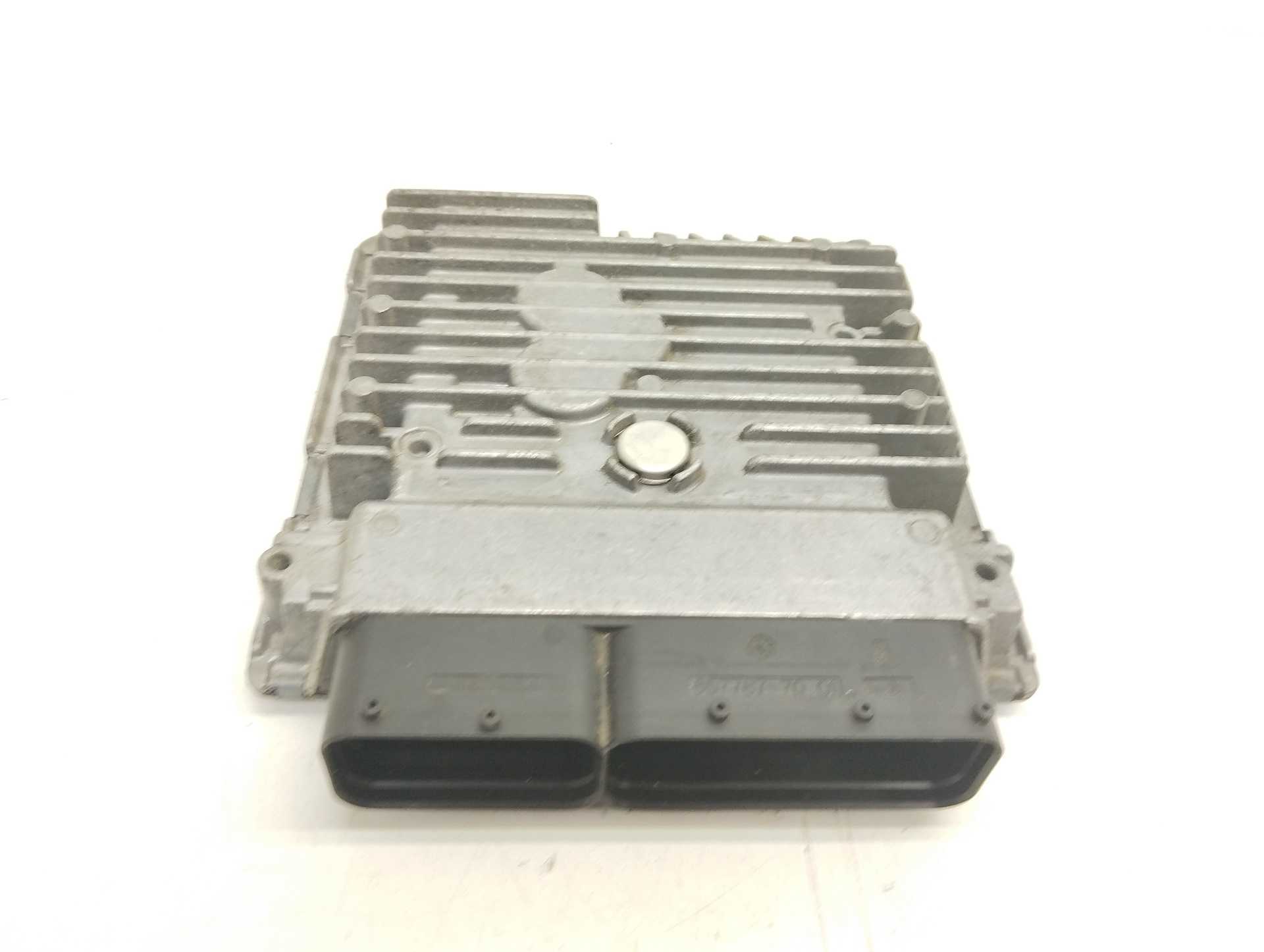 Recambio de centralita motor uce para volkswagen polo (6r1) 1.6 tdi referencia OEM IAM 03L906023MA 5WP42904AA CONTINENTAL