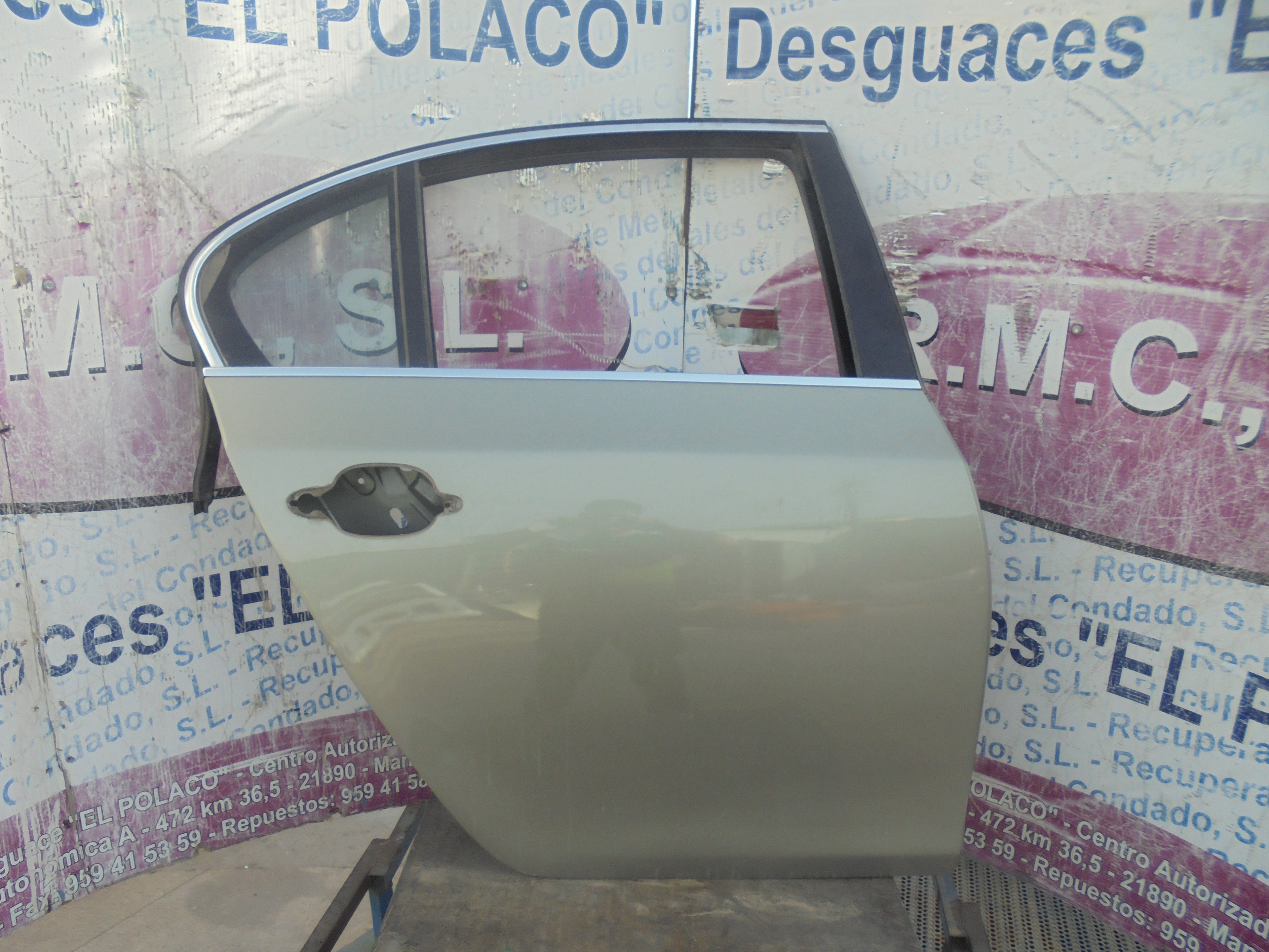 Recambio de puerta trasera derecha para bmw serie 5 berlina (e60) 535d referencia OEM IAM   