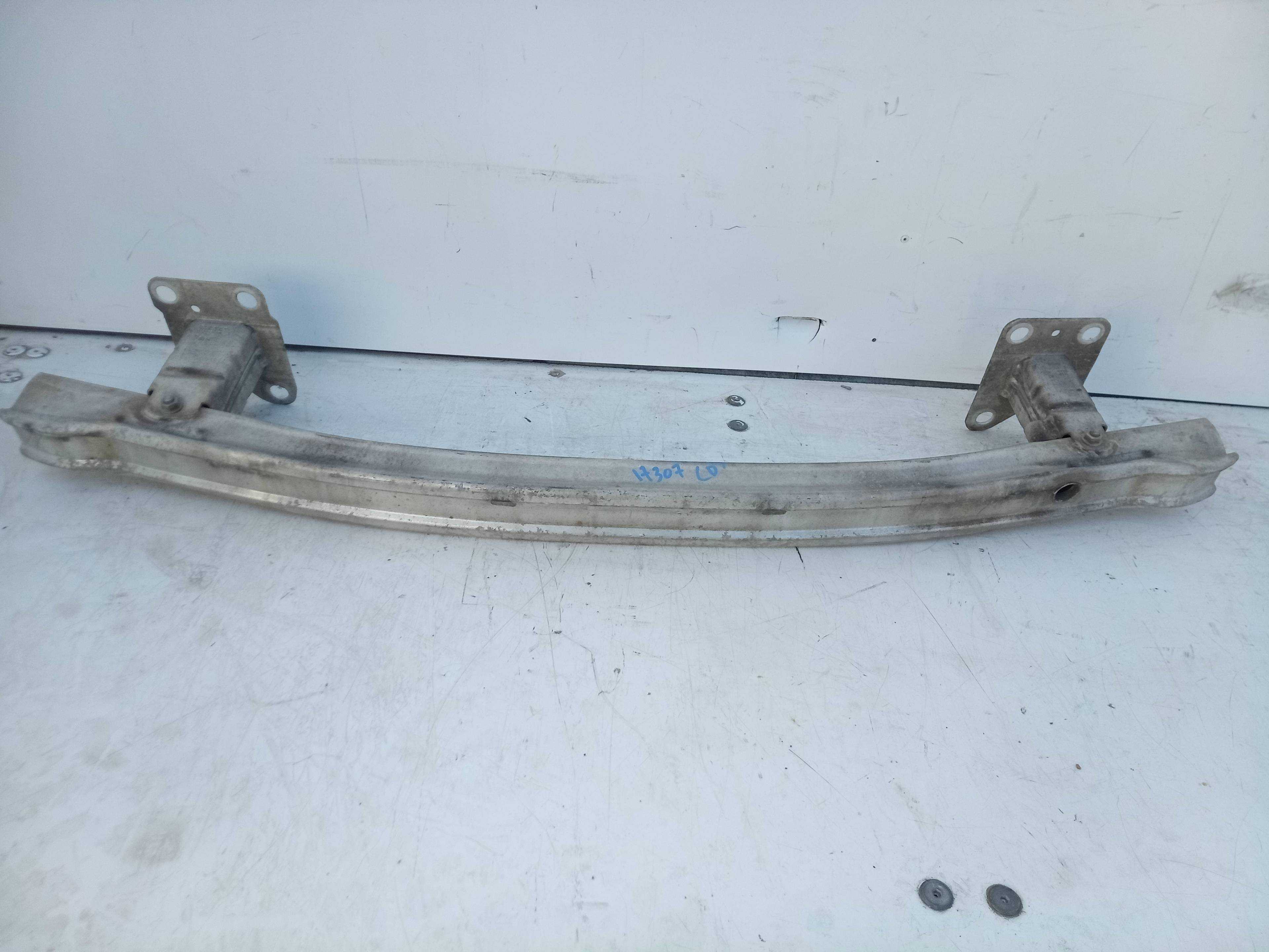 Recambio de refuerzo paragolpes delantero para renault megane ii coupe/cabrio 1.9 dci diesel fap referencia OEM IAM   