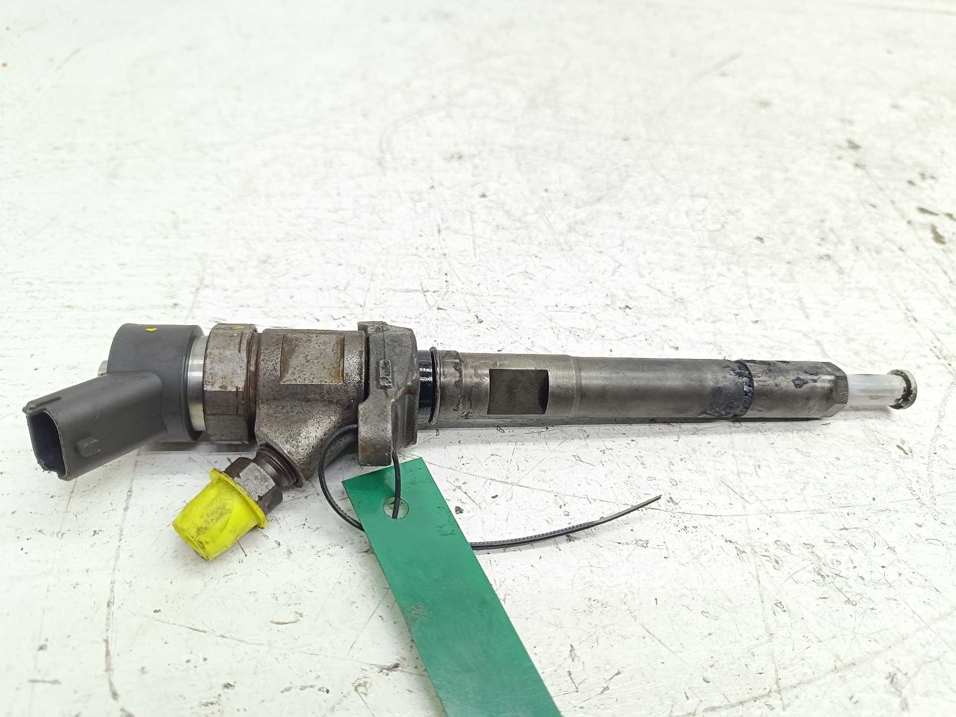 Recambio de inyector para peugeot 307 (s1) xr clim plus referencia OEM IAM 0445110239  
