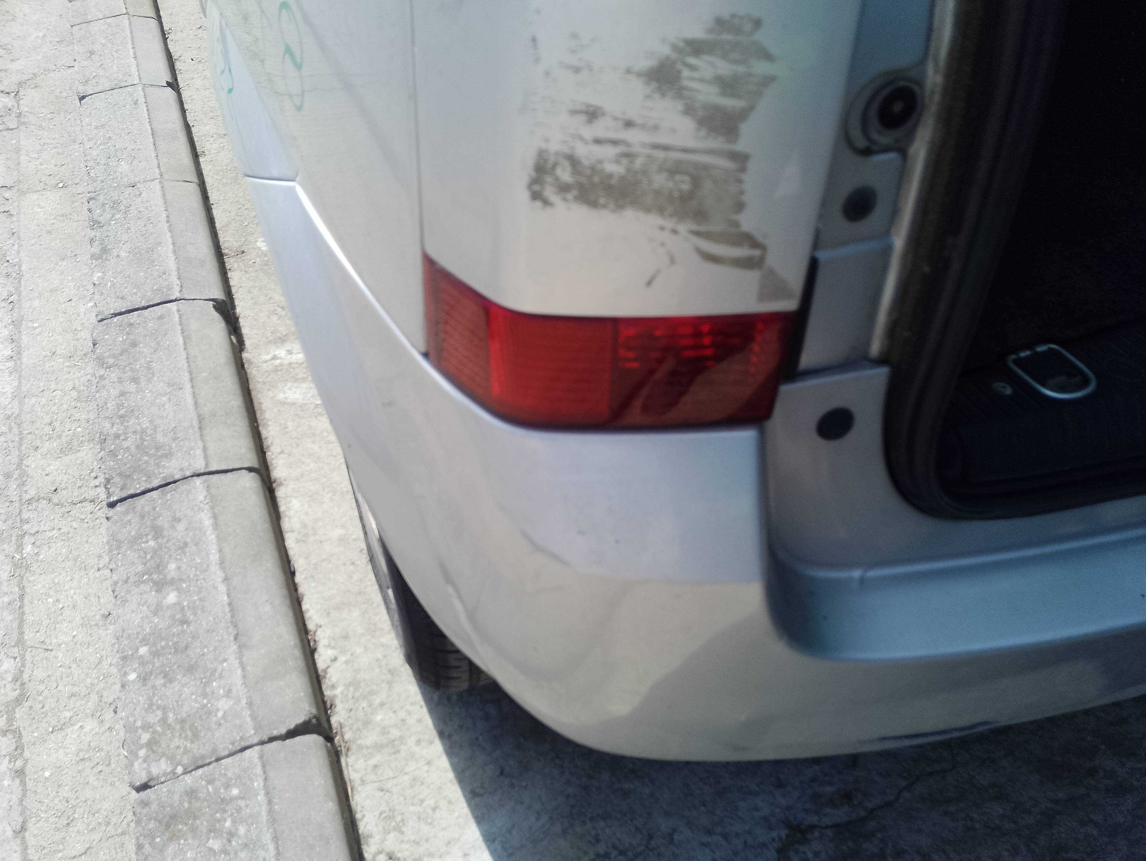 Recambio de faro antiniebla trasero izquierdo para opel meriva blue line referencia OEM IAM   