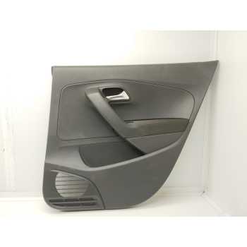 Recambio de guarnecido puerta trasera derecha para volkswagen polo (6r1) 1.6 tdi referencia OEM IAM 6R6867212 156040011 