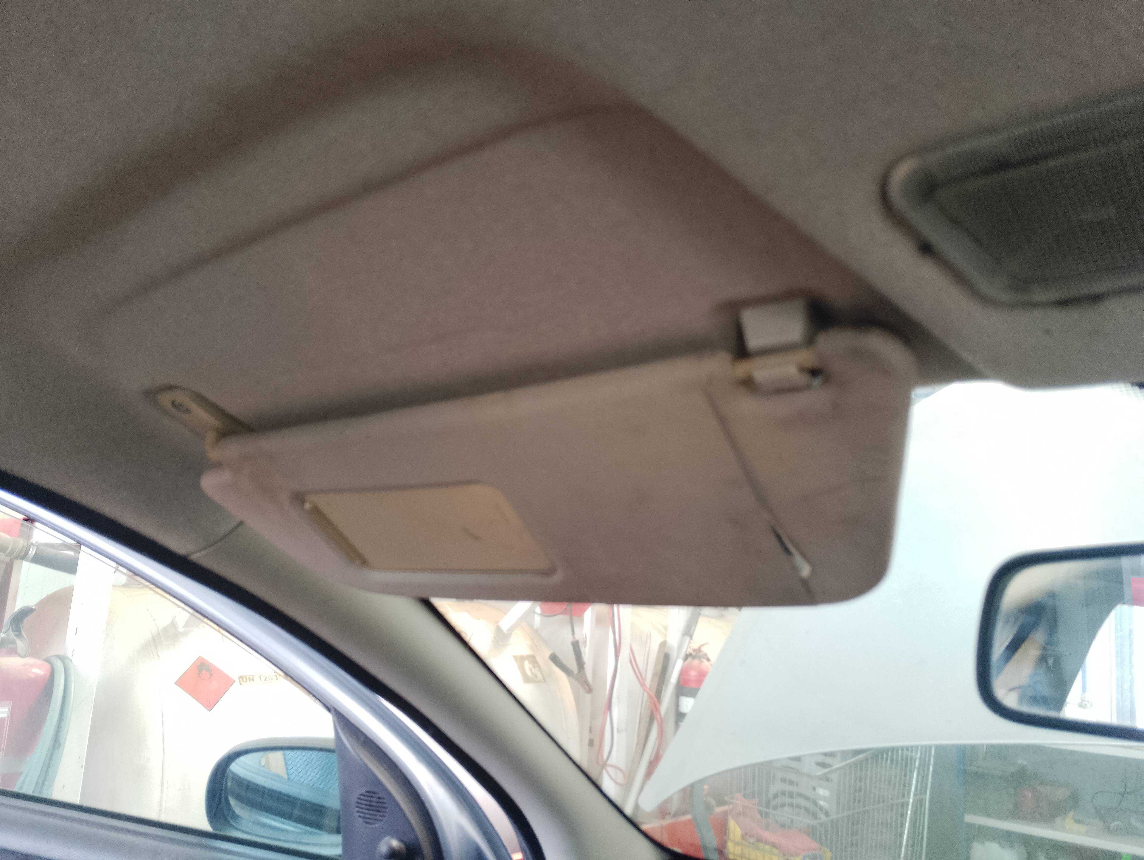Recambio de parasol izquierdo para opel corsa c blue line referencia OEM IAM   