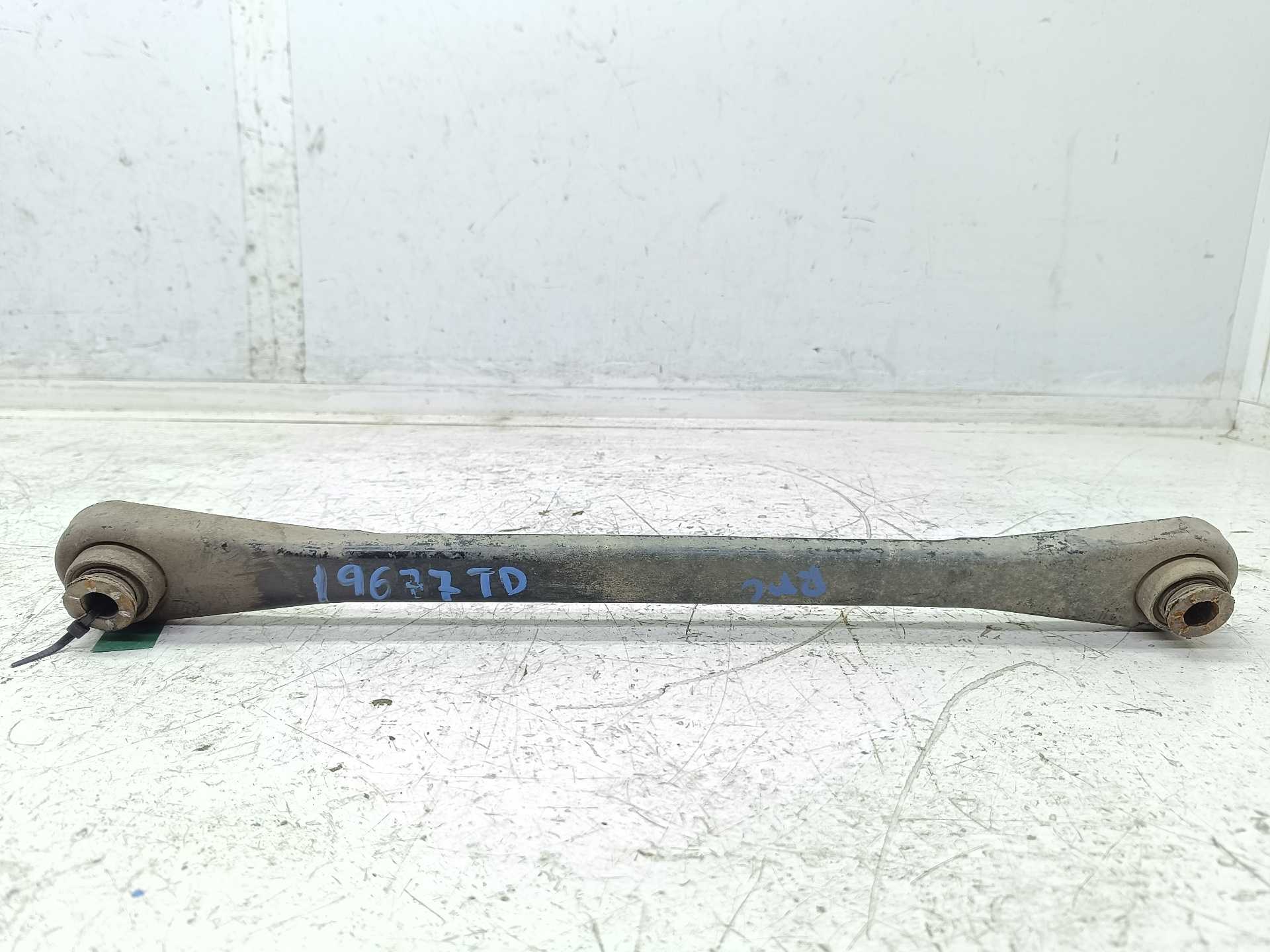Recambio de tirante trasero derecho para peugeot 407 sr sport referencia OEM IAM 361021H 5175CF 