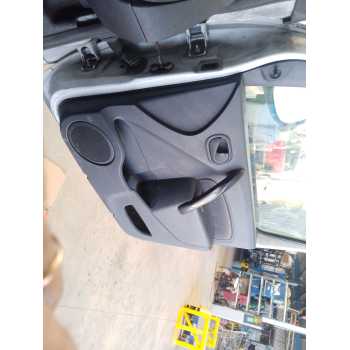 GUARNECIDO PUERTA DELANTERA DERECHA 