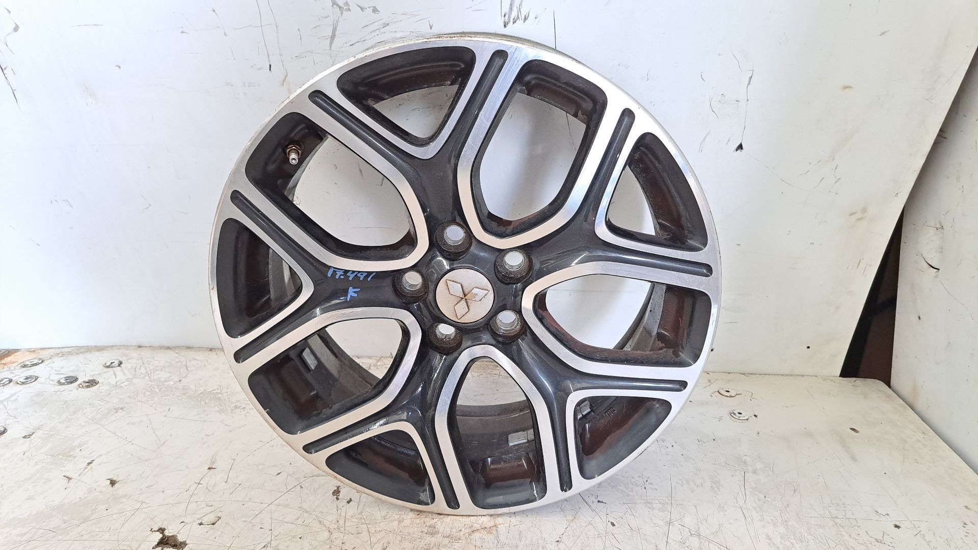 Recambio de llanta para mitsubishi outlander (gf0) 2.2 di-d cat referencia OEM IAM   