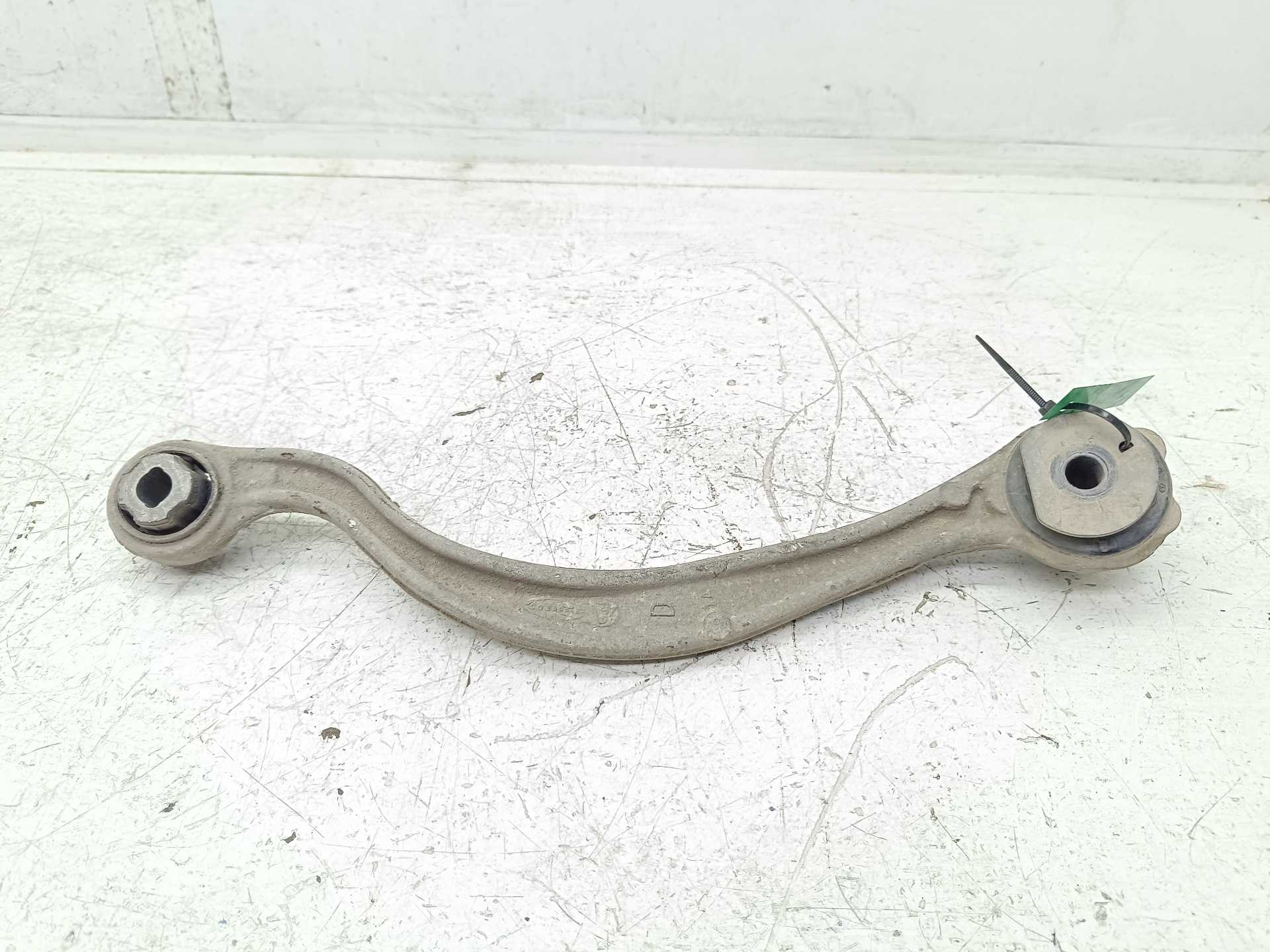 Recambio de brazo suspension superior trasero derecho para peugeot 407 sr sport referencia OEM IAM 443892  