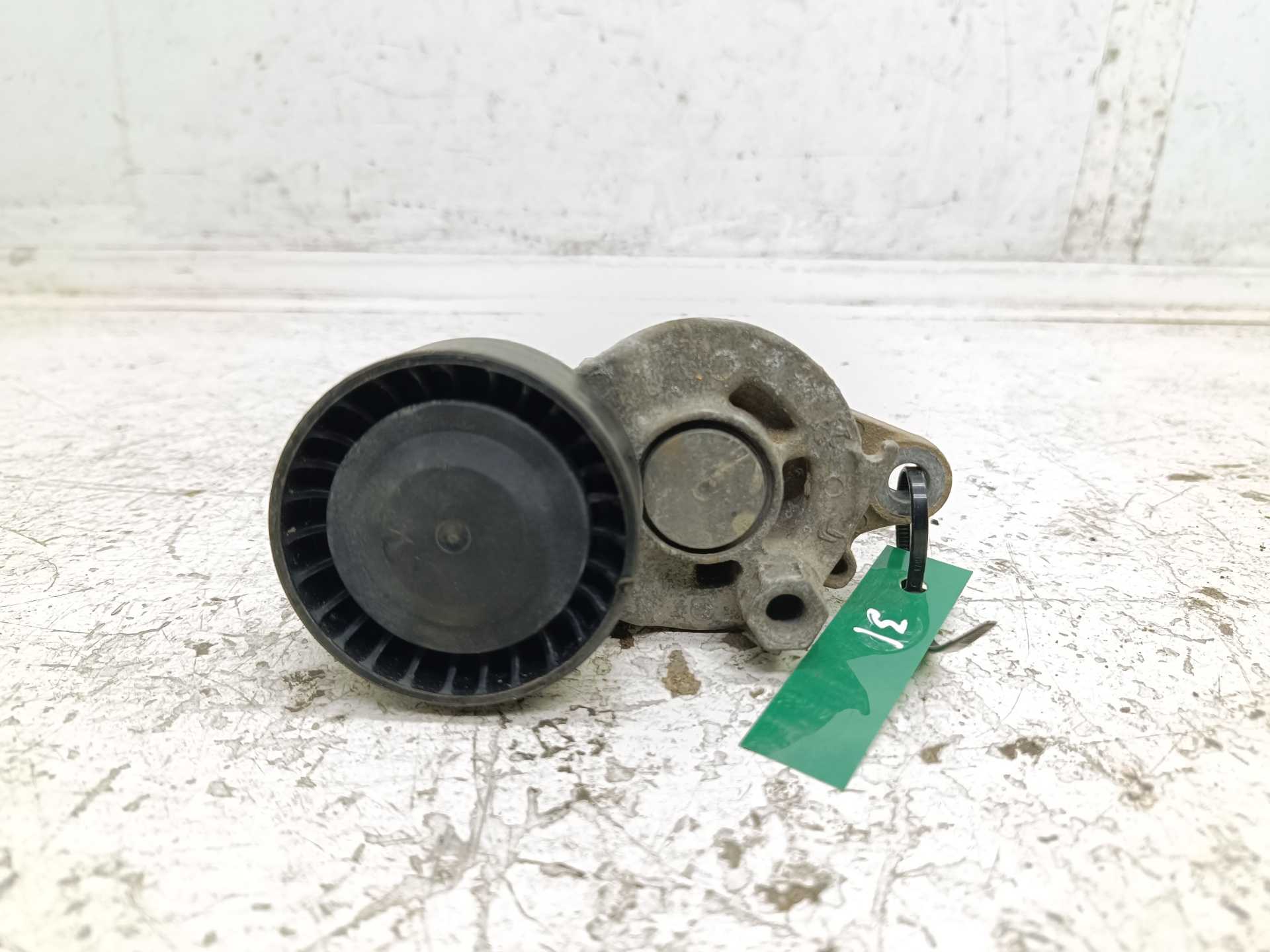 Recambio de tensor correa auxiliar para opel vivaro furgón l express referencia OEM IAM F60586504  
