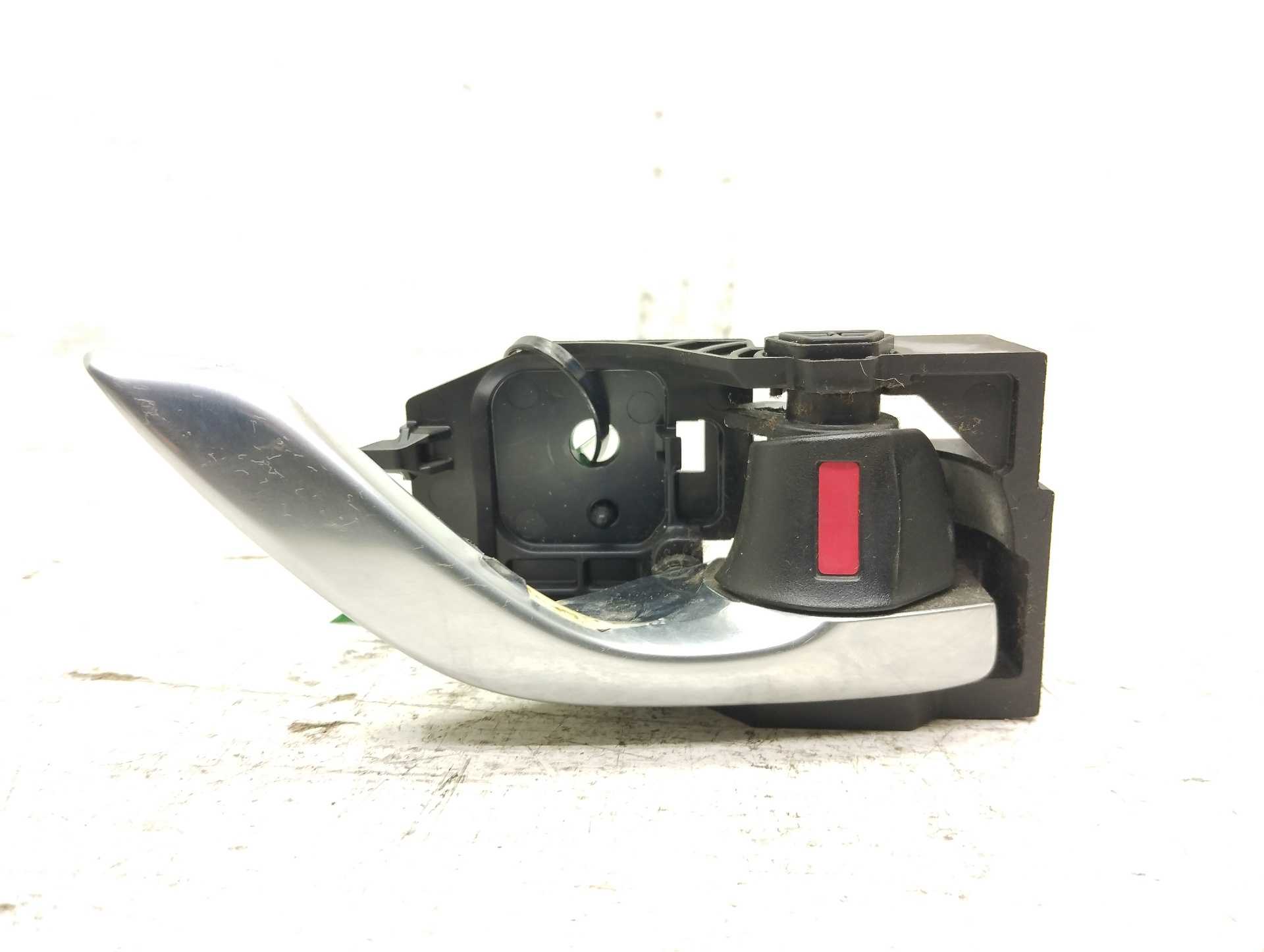 Recambio de maneta interior delantera derecha para mazda cx-5 center-line 2wd referencia OEM IAM KD53T8314  
