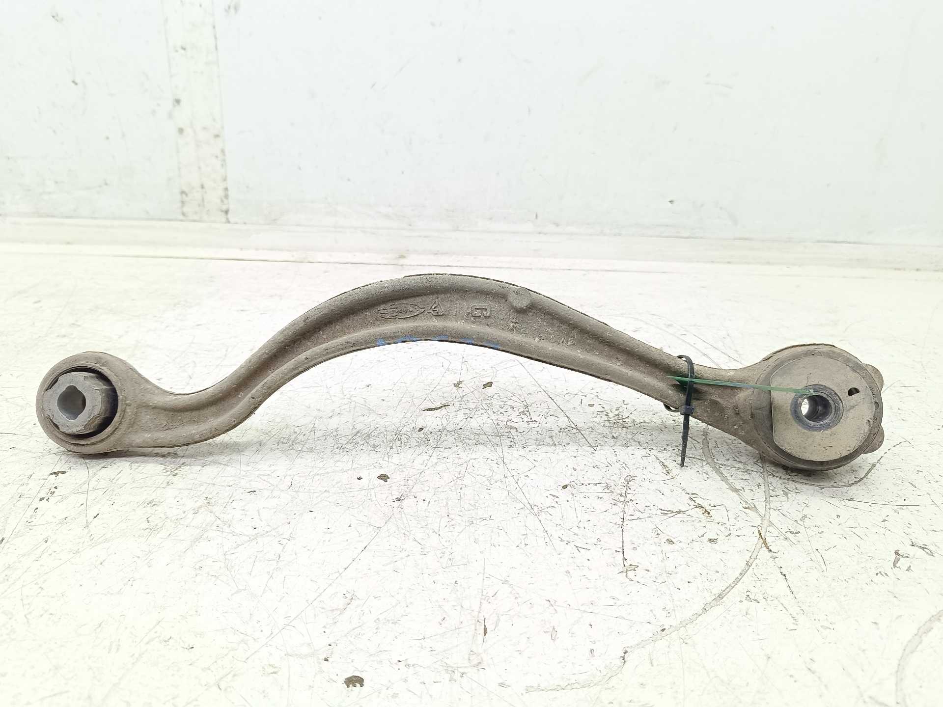 Recambio de brazo suspension superior trasero izquierdo para peugeot 407 sr sport referencia OEM IAM 443894  