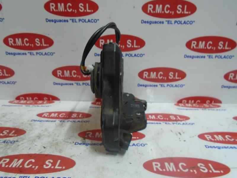 Recambio de cerradura puerta delantera derecha para toyota auris 2.0 d-4d cat referencia OEM IAM 6903012490 4197  