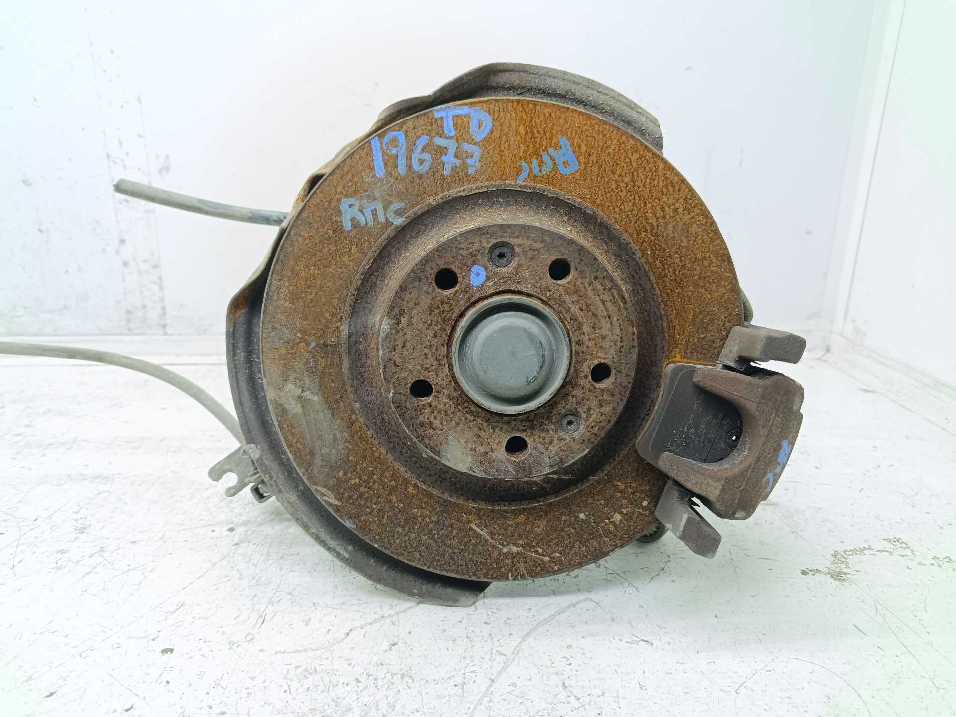 Recambio de mangueta trasera derecha para peugeot 407 sr sport referencia OEM IAM  517629 
