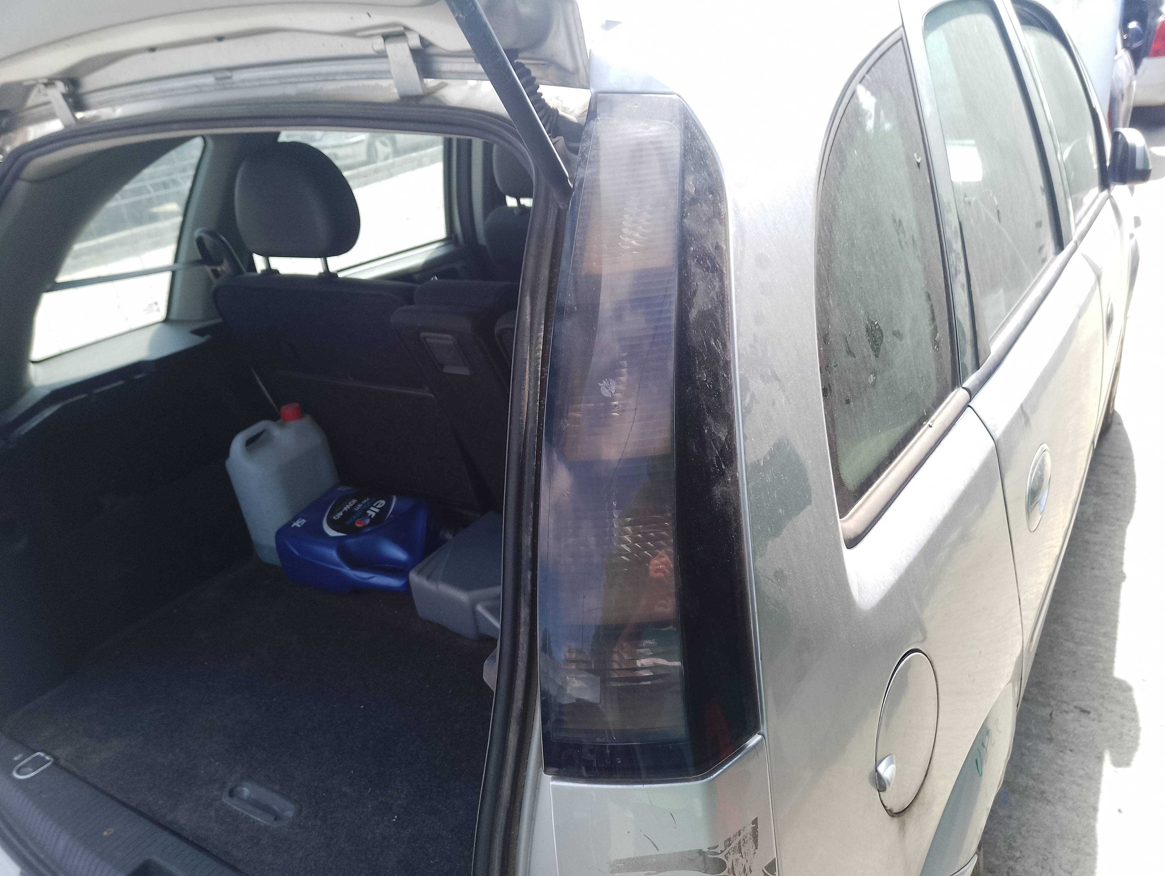 Recambio de piloto trasero derecho para opel meriva blue line referencia OEM IAM   