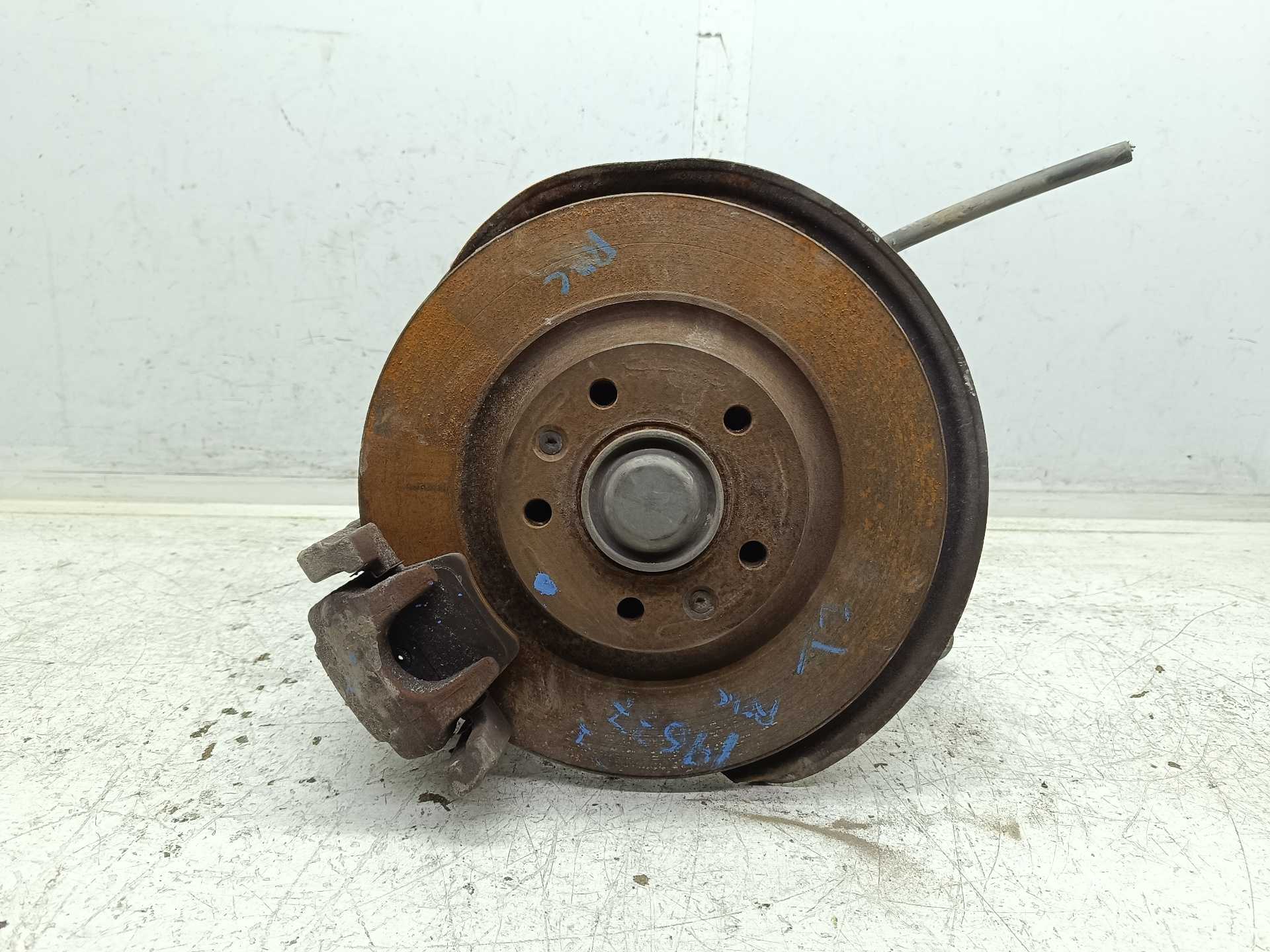 Recambio de mangueta trasera izquierda para peugeot 407 sr sport referencia OEM IAM  517628 