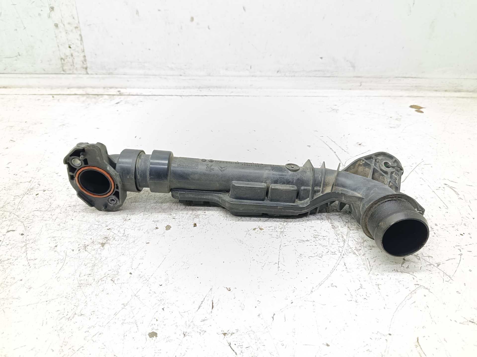 Recambio de tubo de admision para opel vivaro furgón l express referencia OEM IAM 9810958280  