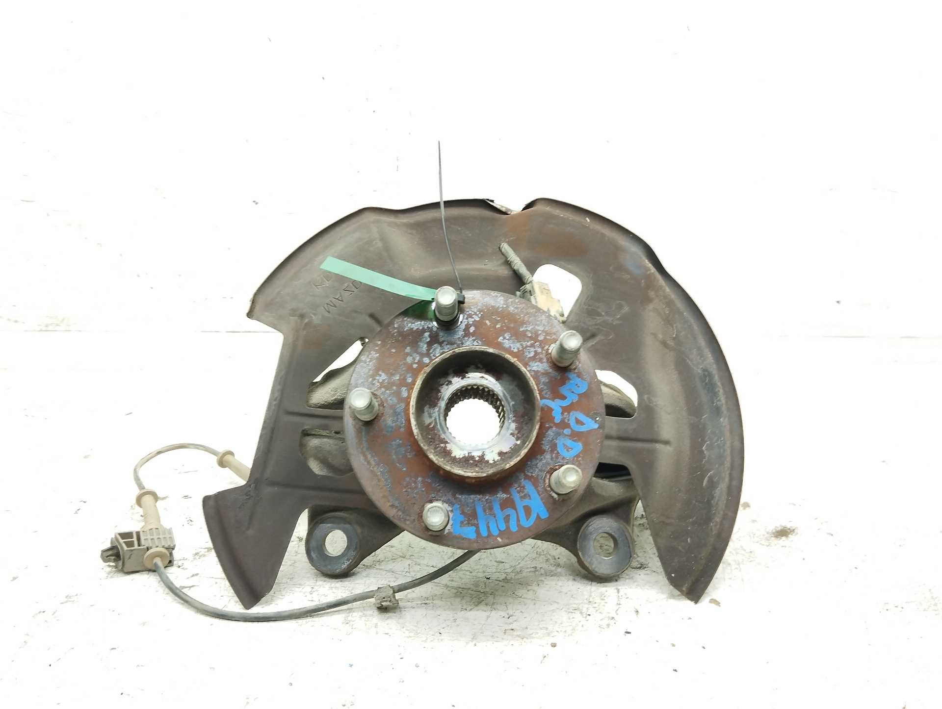Recambio de mangueta delantera derecha para mazda cx-5 center-line 2wd referencia OEM IAM   