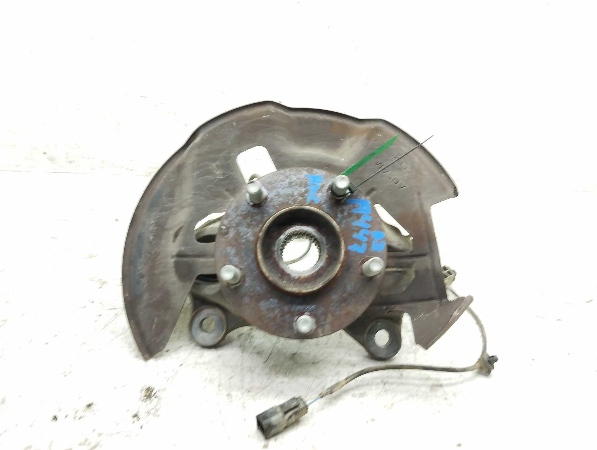 Recambio de mangueta delantera izquierda para mazda cx-5 center-line 2wd referencia OEM IAM   