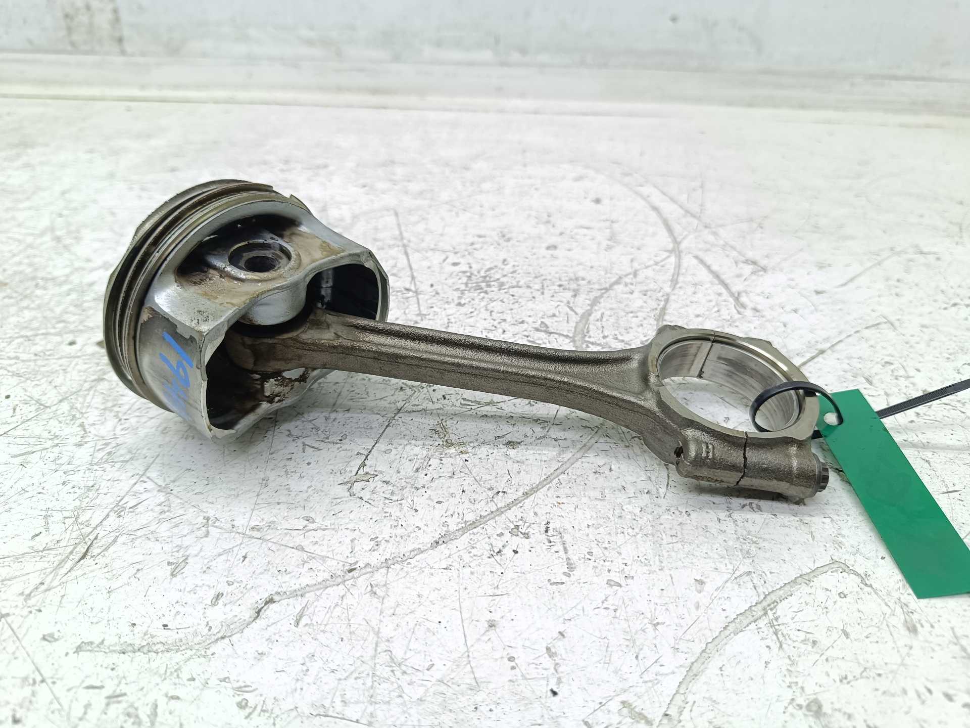 Recambio de piston para peugeot 208 style referencia OEM IAM 96702848800R 1608059980 