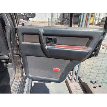 GUARNECIDO PUERTA TRASERA DERECHA 