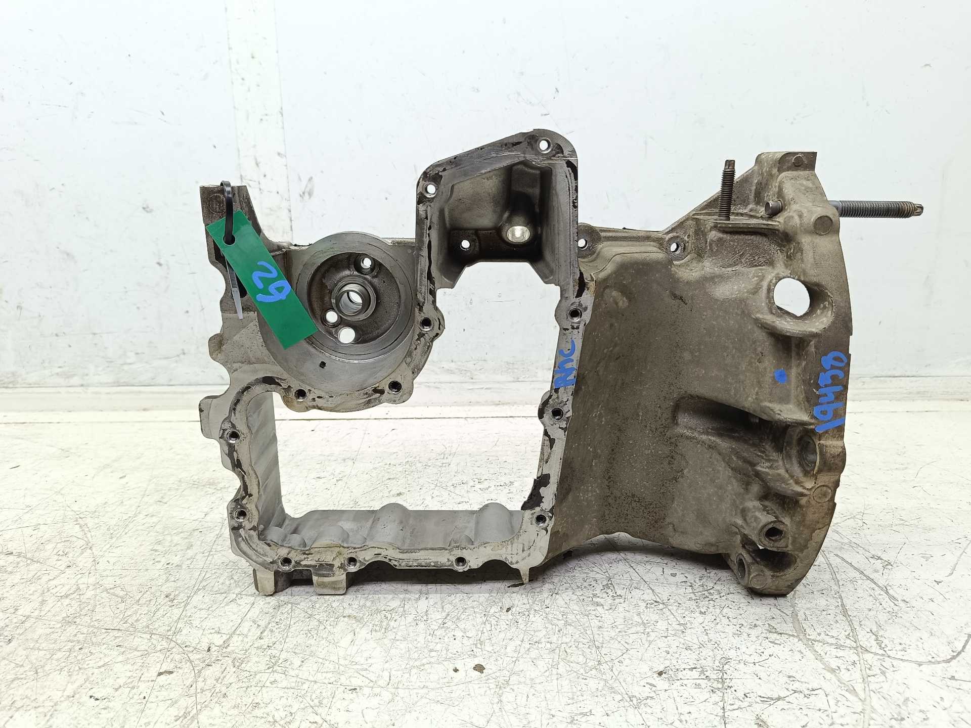 Recambio de sobrecarter para peugeot 208 style referencia OEM IAM  9808683380 