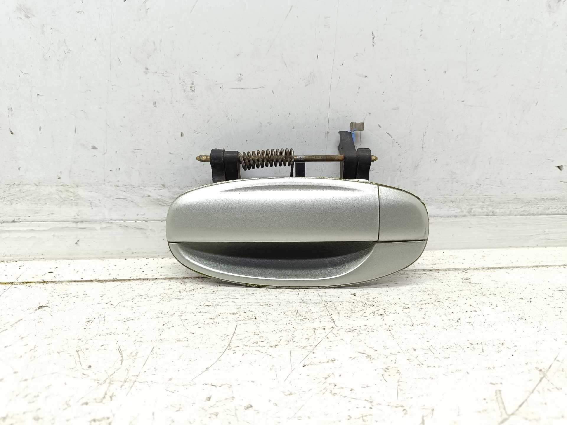 Recambio de maneta exterior trasera izquierda para daewoo kalos 1.4 se referencia OEM IAM 96541639  