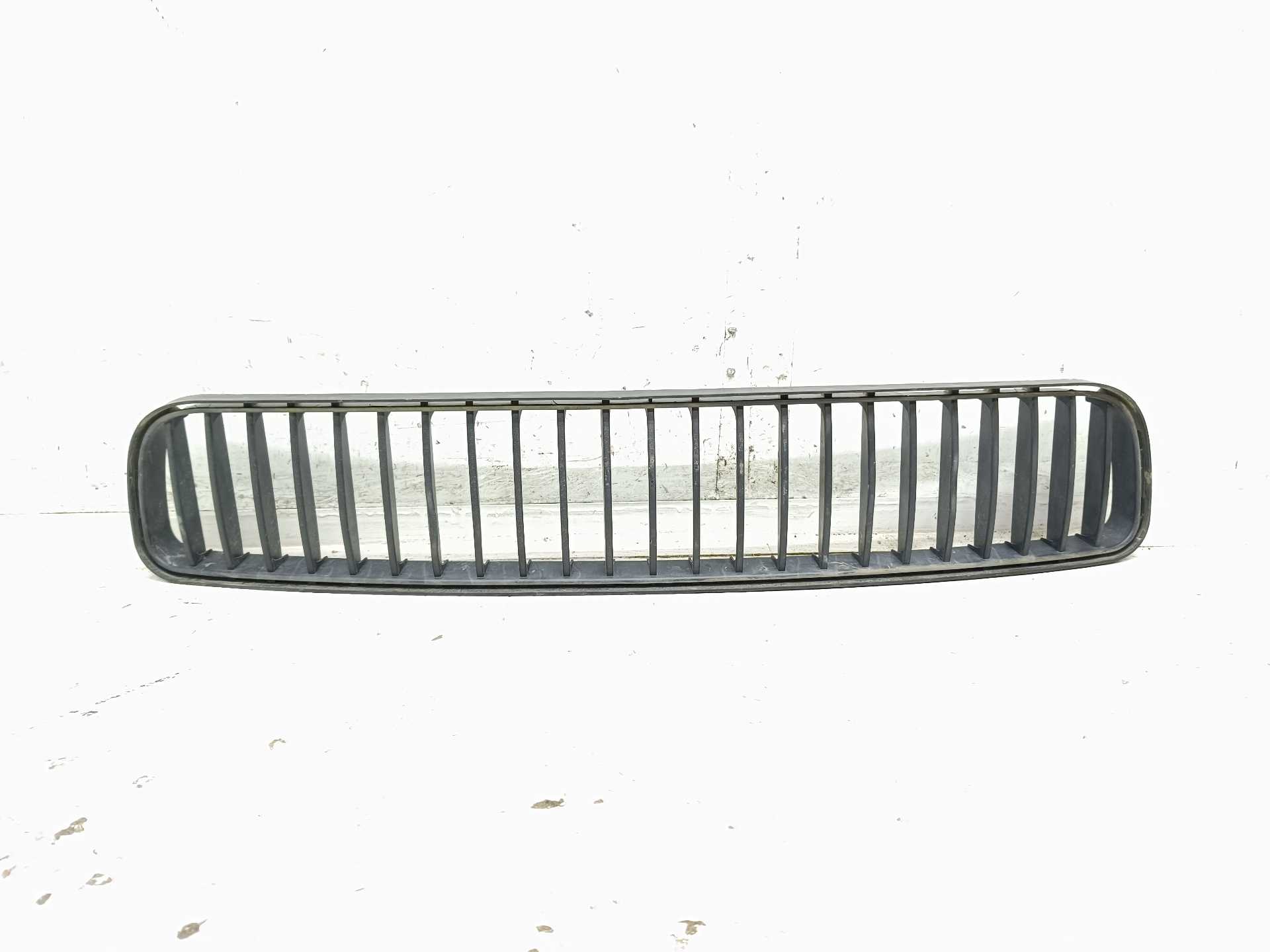 Recambio de rejilla paragolpes central para skoda fabia (6y2/6y3) urban line referencia OEM IAM 5J0853677  