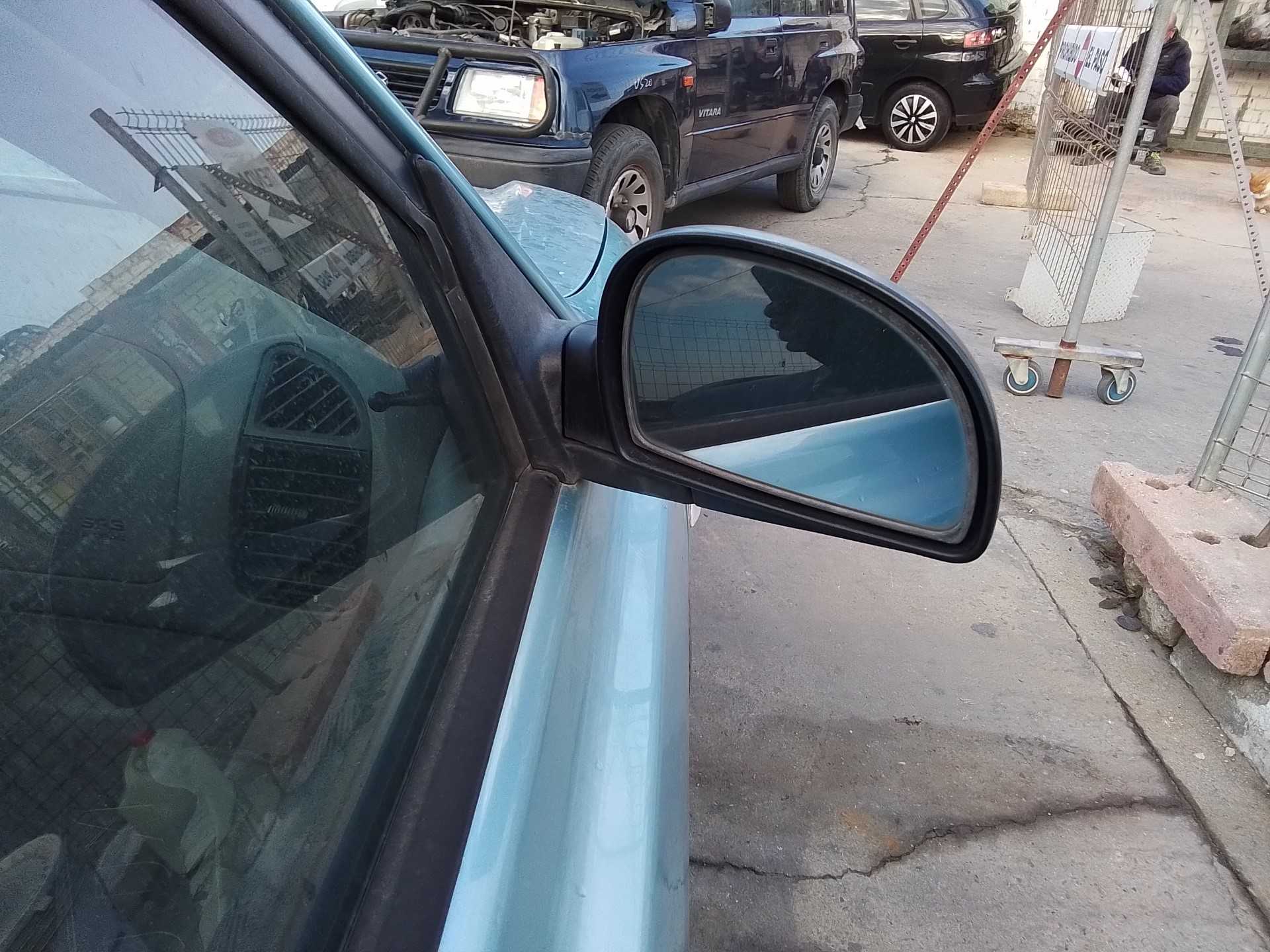 Recambio de retrovisor derecho para hyundai accent (mc) referencia OEM IAM   