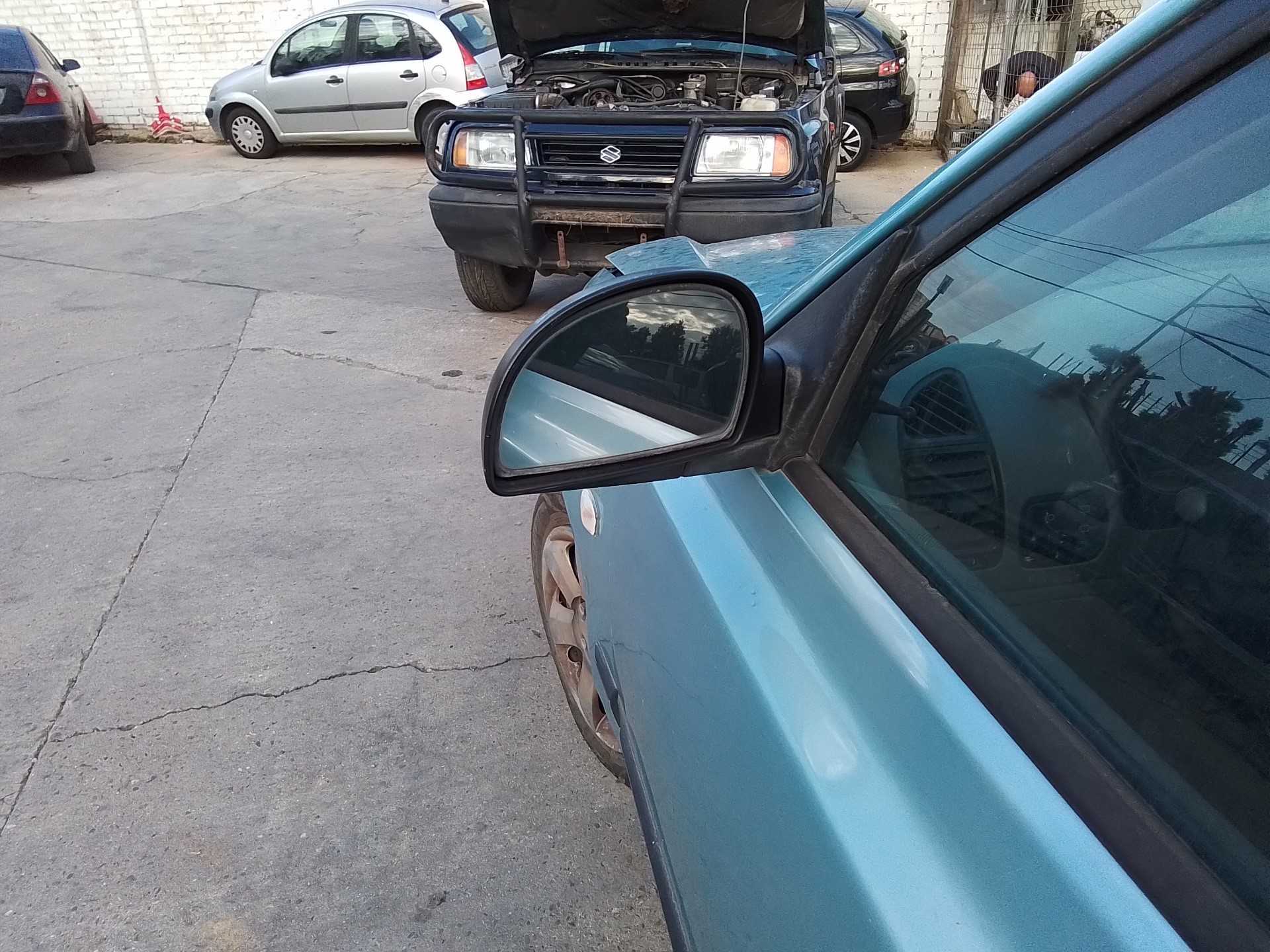 Recambio de retrovisor izquierdo para hyundai accent (mc) referencia OEM IAM   