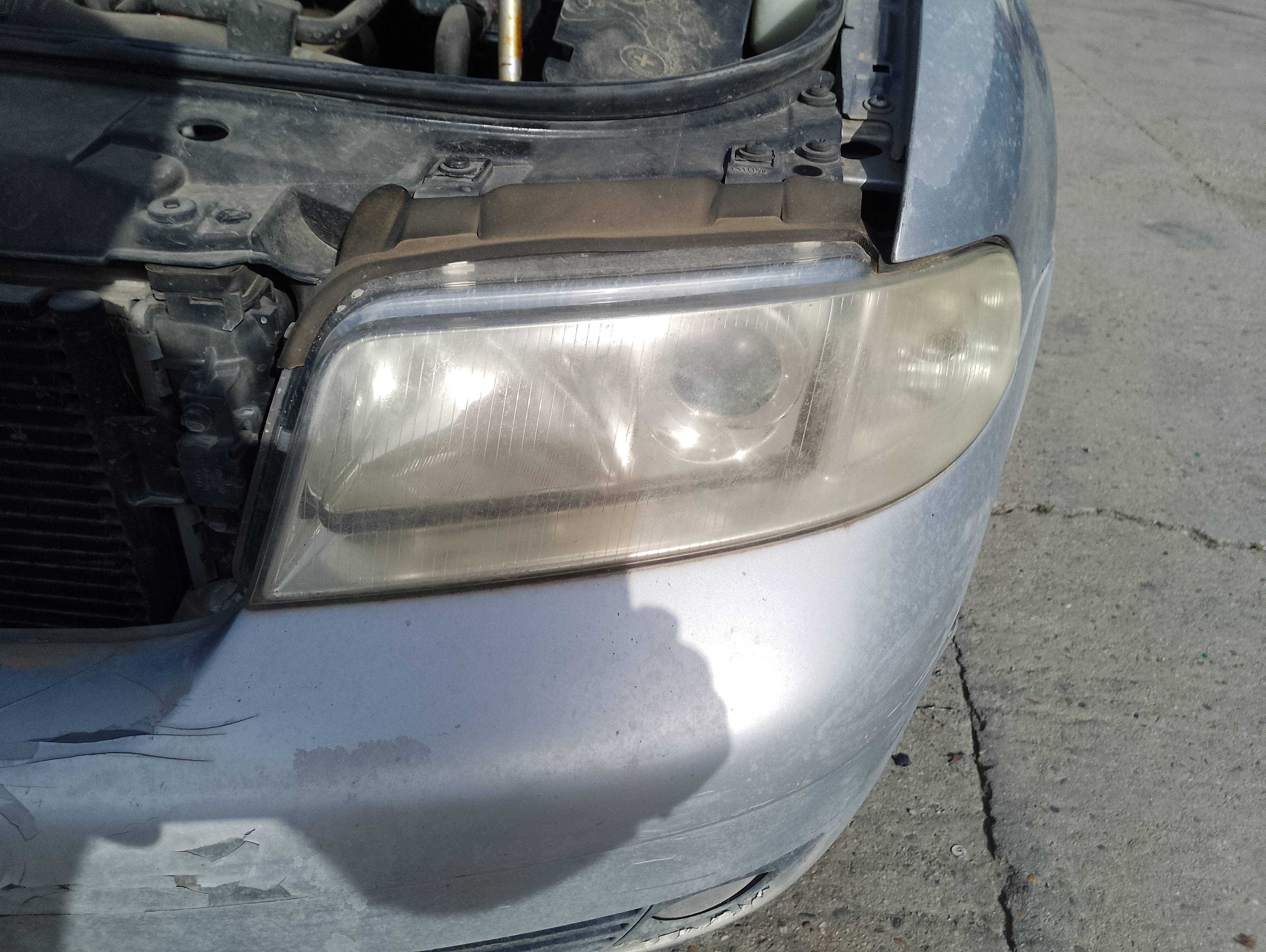 Recambio de faro izquierdo para audi a4 berlina (b5) 1.9 tdi referencia OEM IAM   