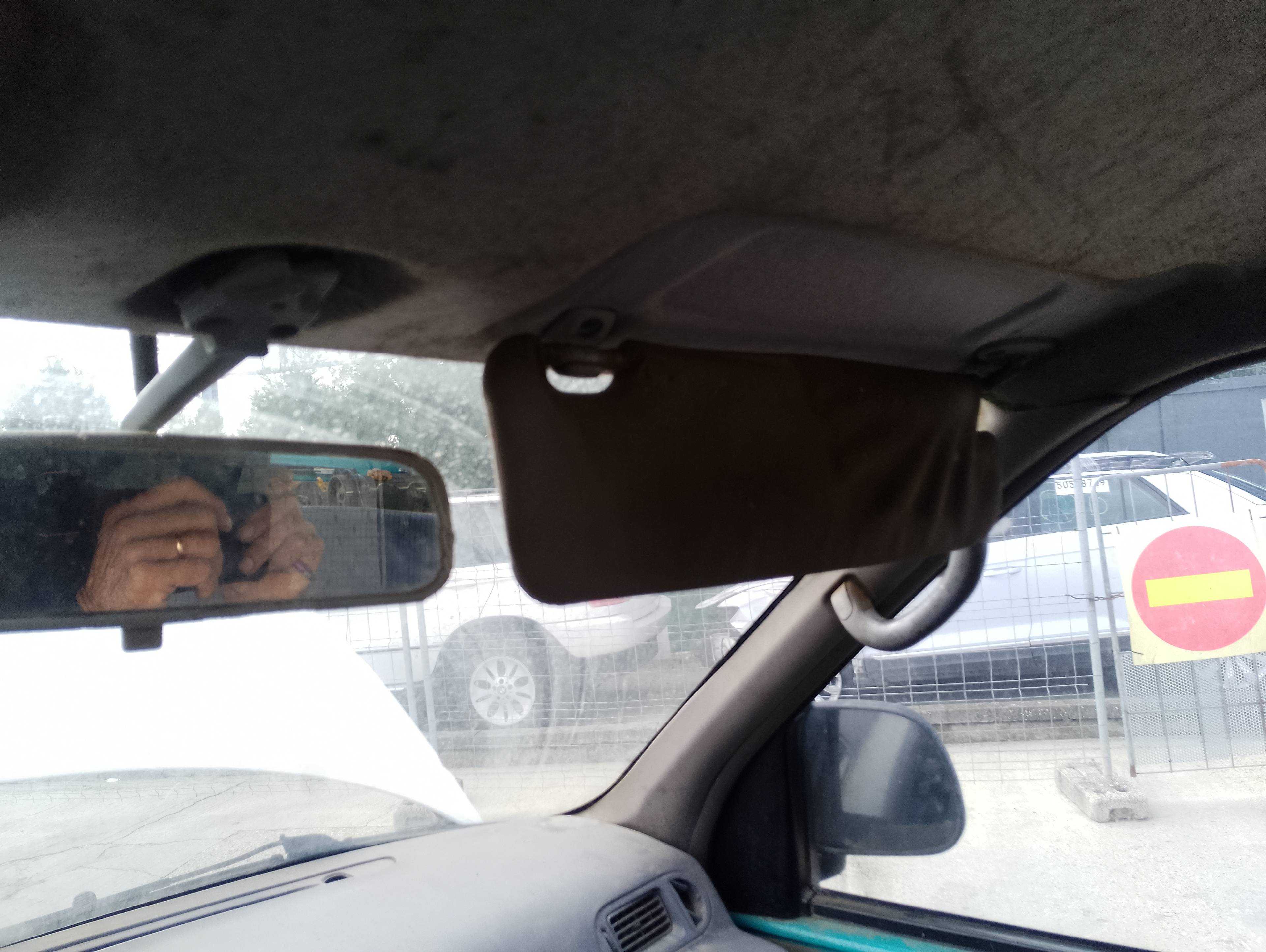 Recambio de parasol derecho para nissan vanette cargo (hc23) familiar (5 asientos) referencia OEM IAM   