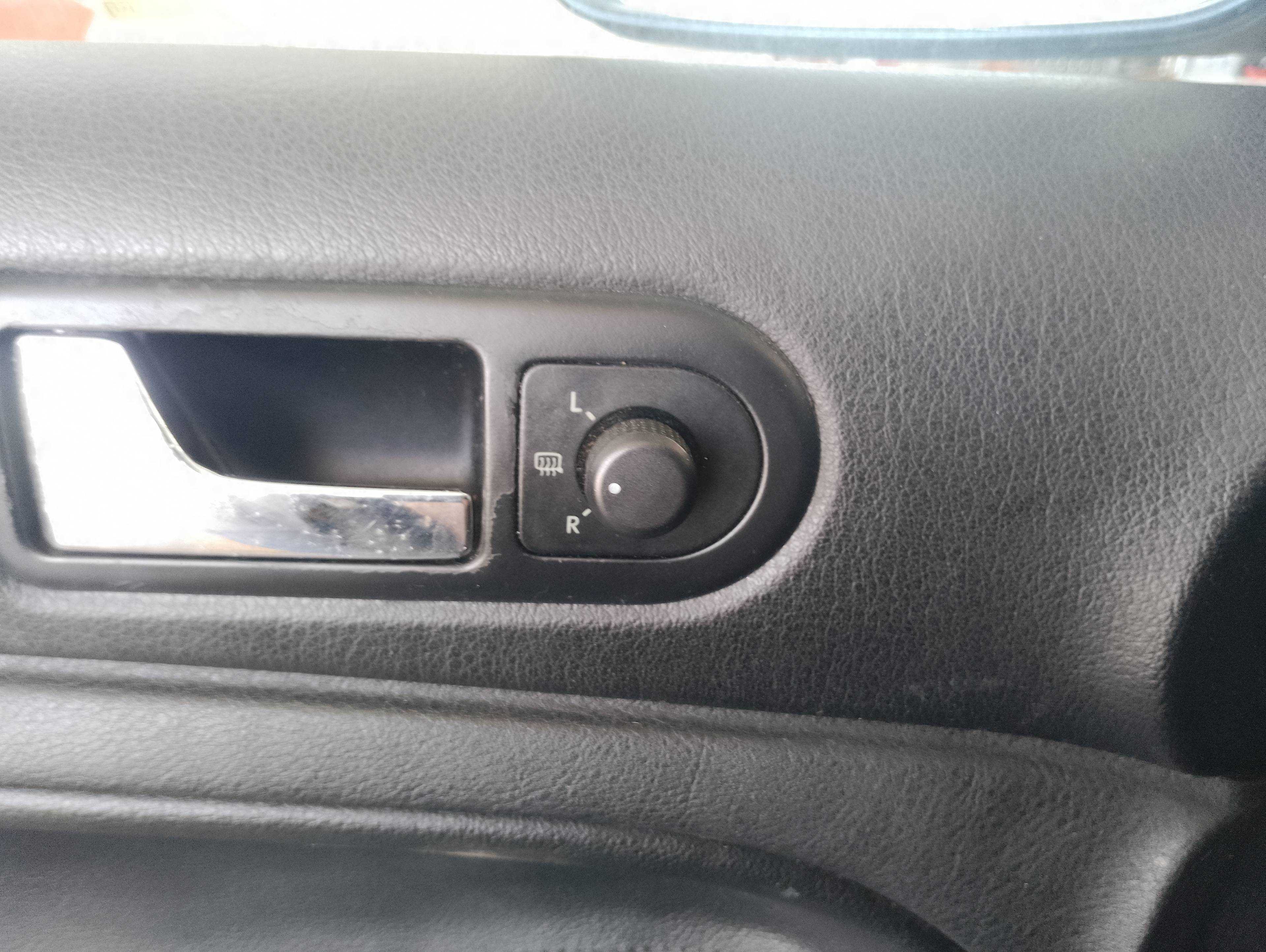 Recambio de mando retrovisor para volkswagen passat b5.5 (3b3) 1.9 tdi referencia OEM IAM   