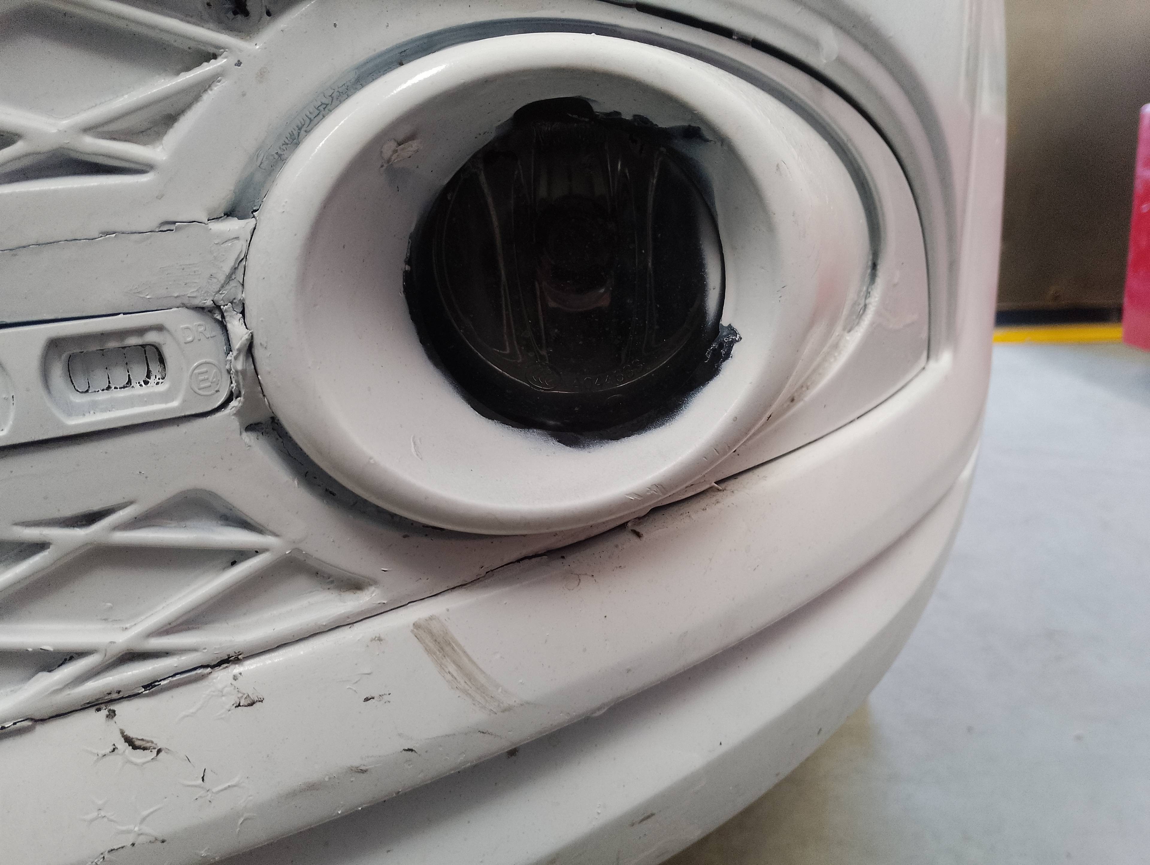 Recambio de faro antiniebla izquierdo para ford focus berlina (cap) ambiente (d) referencia OEM IAM   