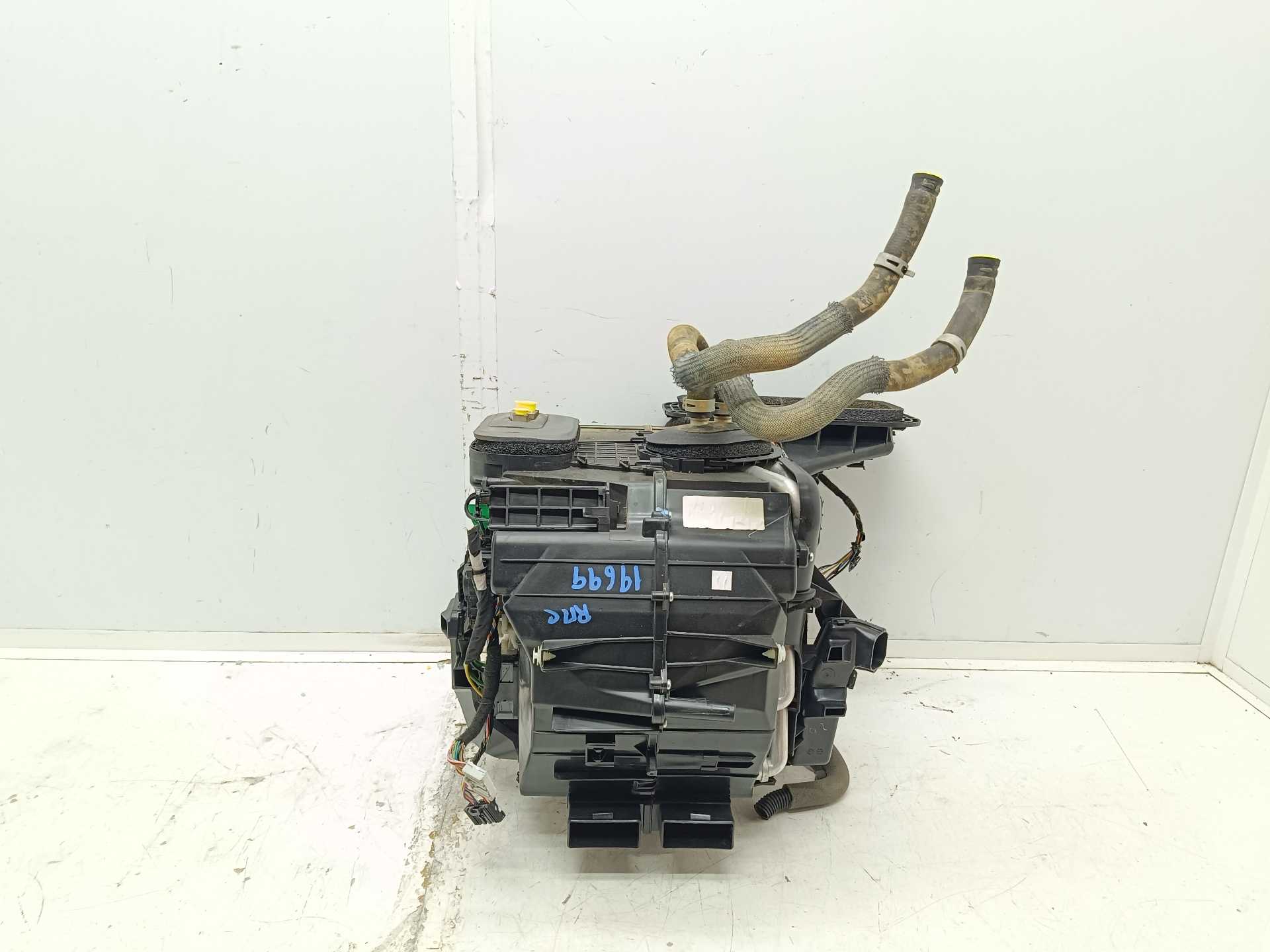 Recambio de caja calefaccion para nissan qashqai (j11) n-style referencia OEM IAM 271254EA0D  