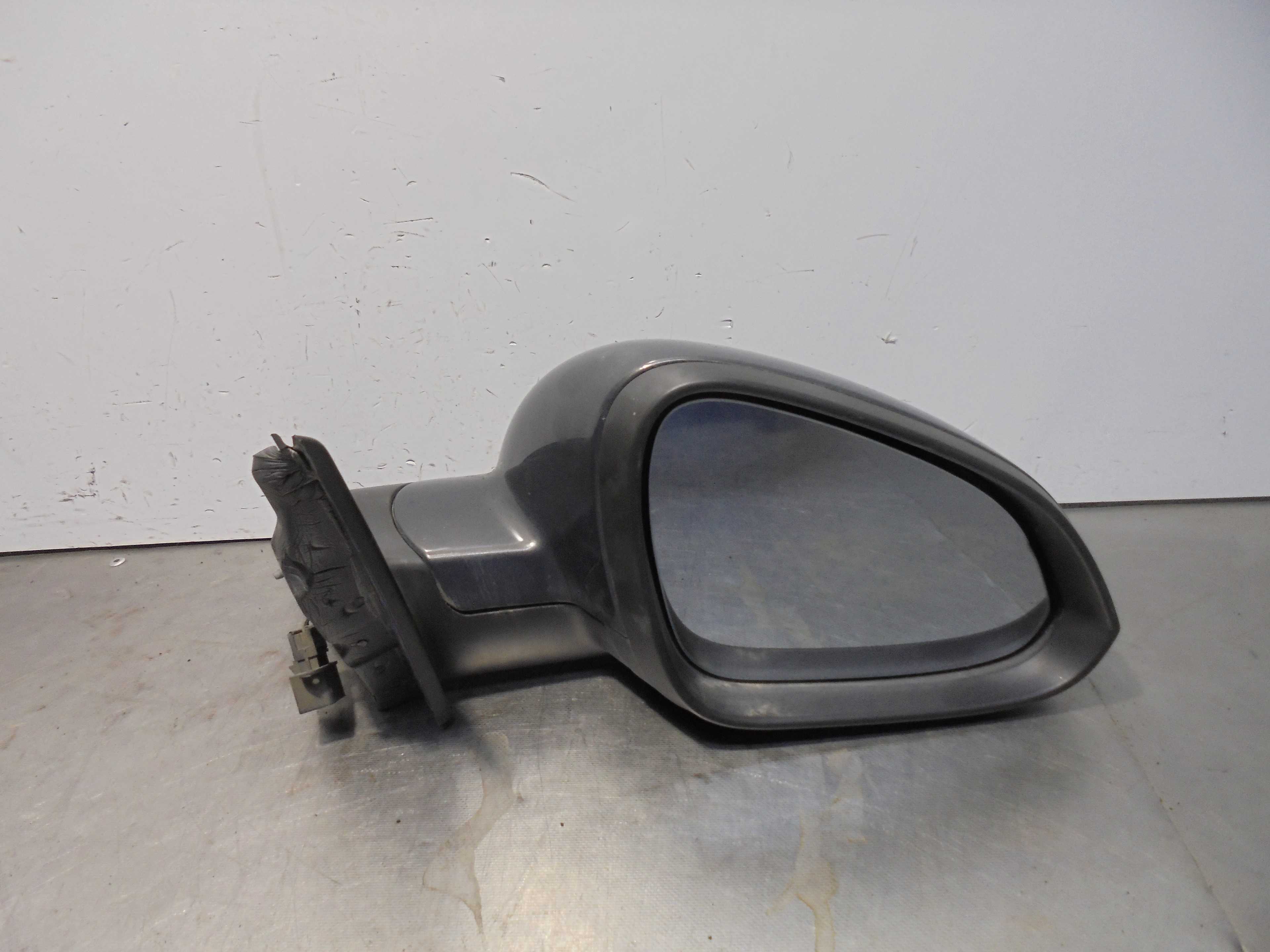 Recambio de retrovisor derecho para opel insignia berlina expression referencia OEM IAM 22853077 ELECTRICO 5 PUERTAS 