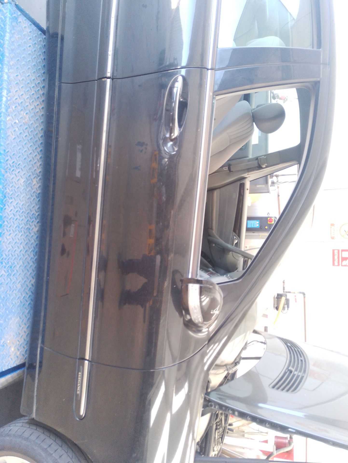 Recambio de puerta delantera derecha para mercedes-benz clase c (w203) c 220 cdi (203.008) referencia OEM IAM 203720020567  