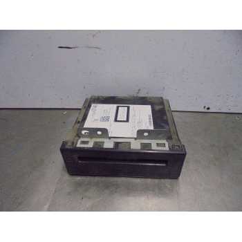 Recambio de sistema audio / radio cd para opel insignia berlina expression referencia OEM IAM 13590746 7310100000000X 