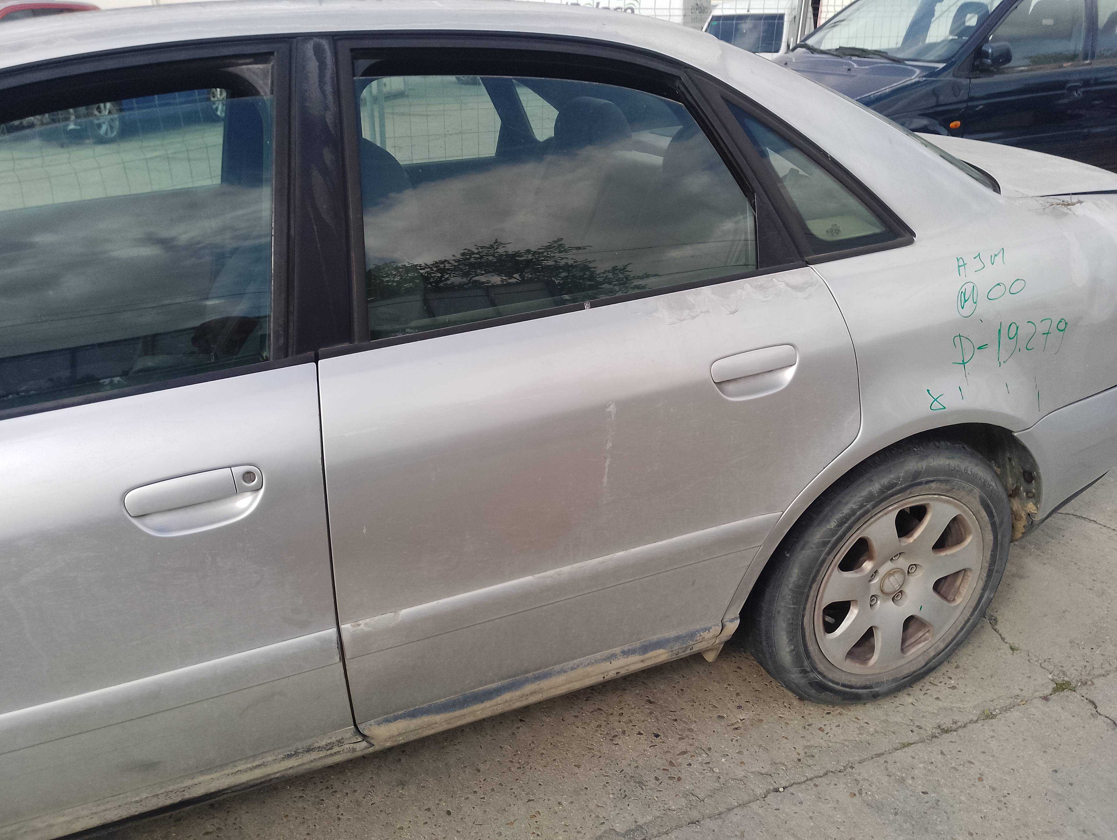 Recambio de puerta trasera izquierda para audi a4 berlina (b5) 1.9 tdi referencia OEM IAM   