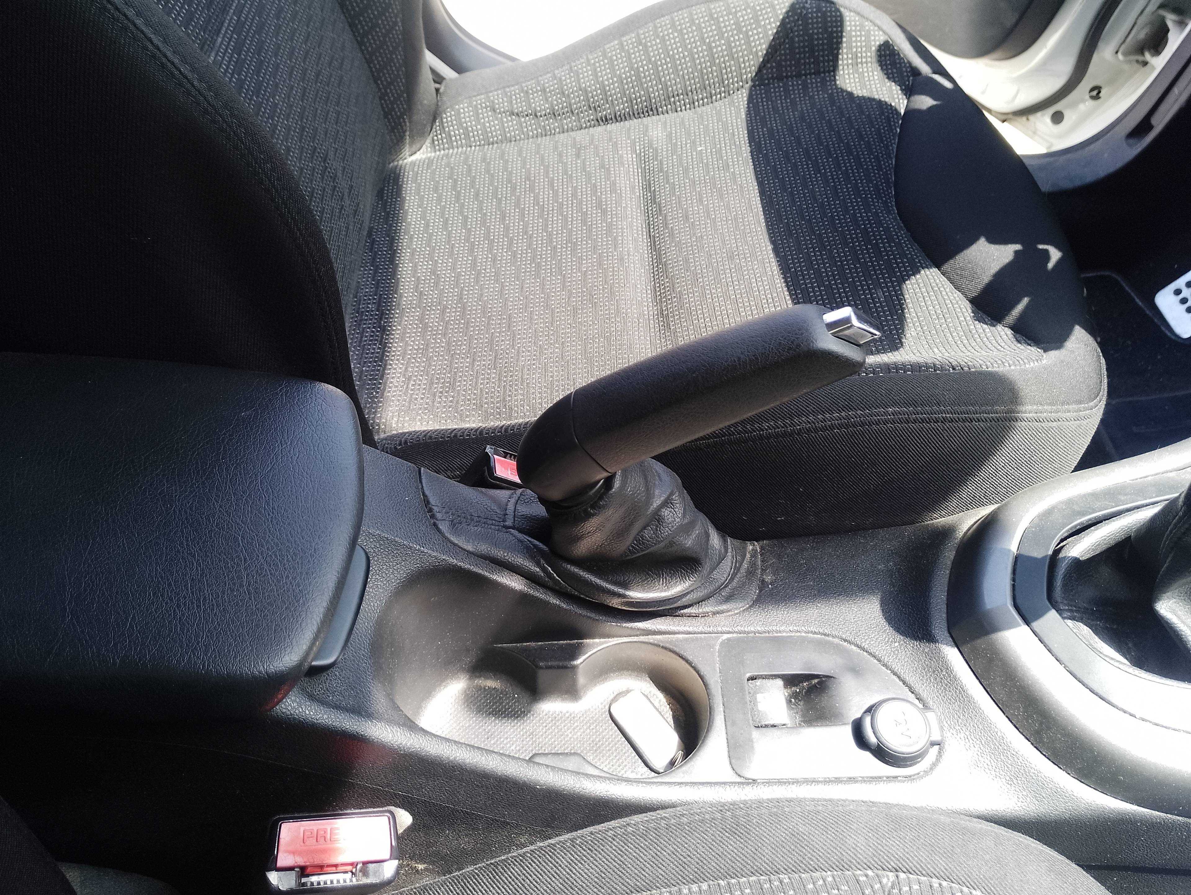Recambio de palanca freno para peugeot 308 sw sportium referencia OEM IAM   