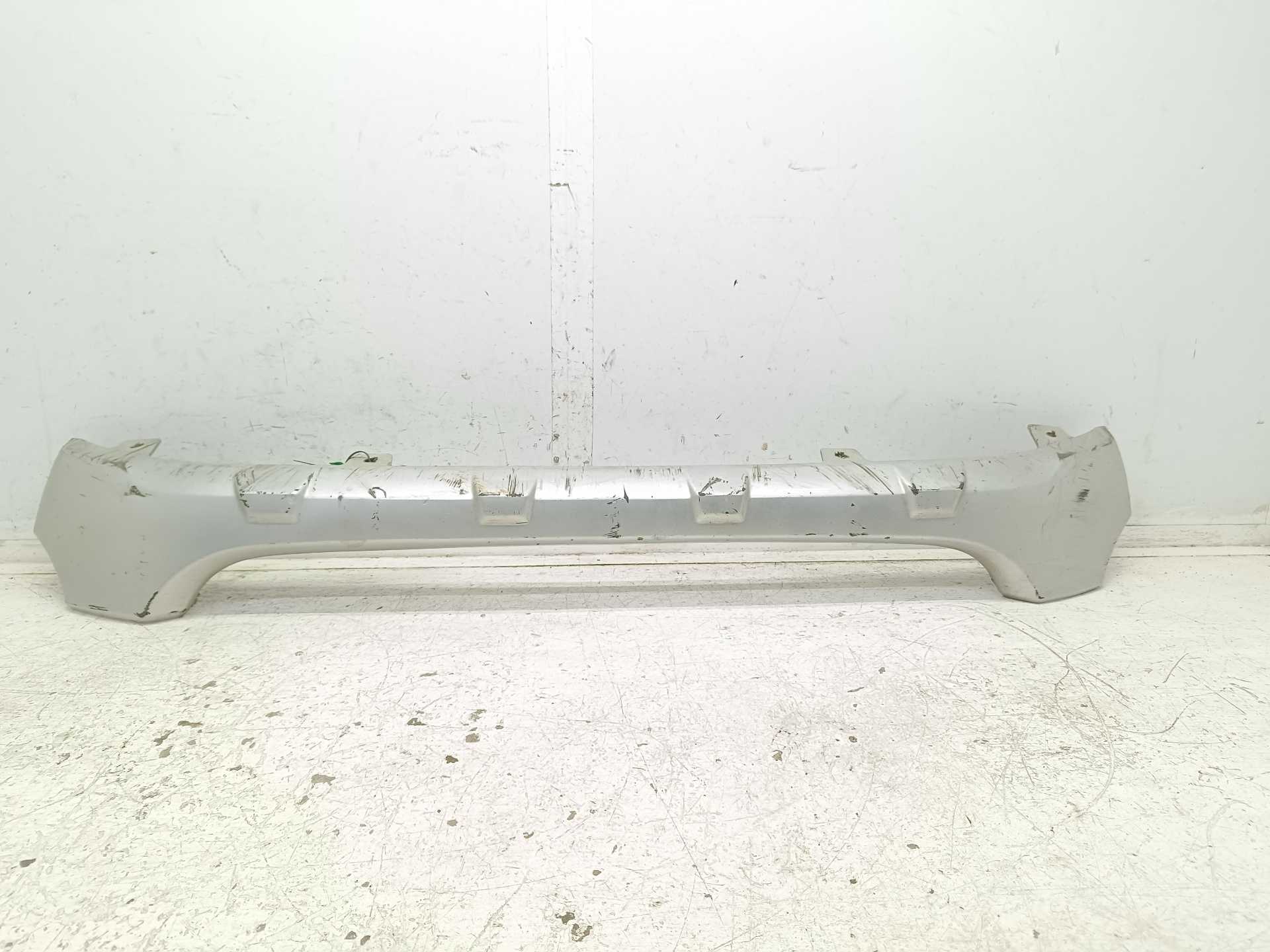 Recambio de moldura paragolpes delantera para citroën berlingo station wagon xtr referencia OEM IAM 9681879677  