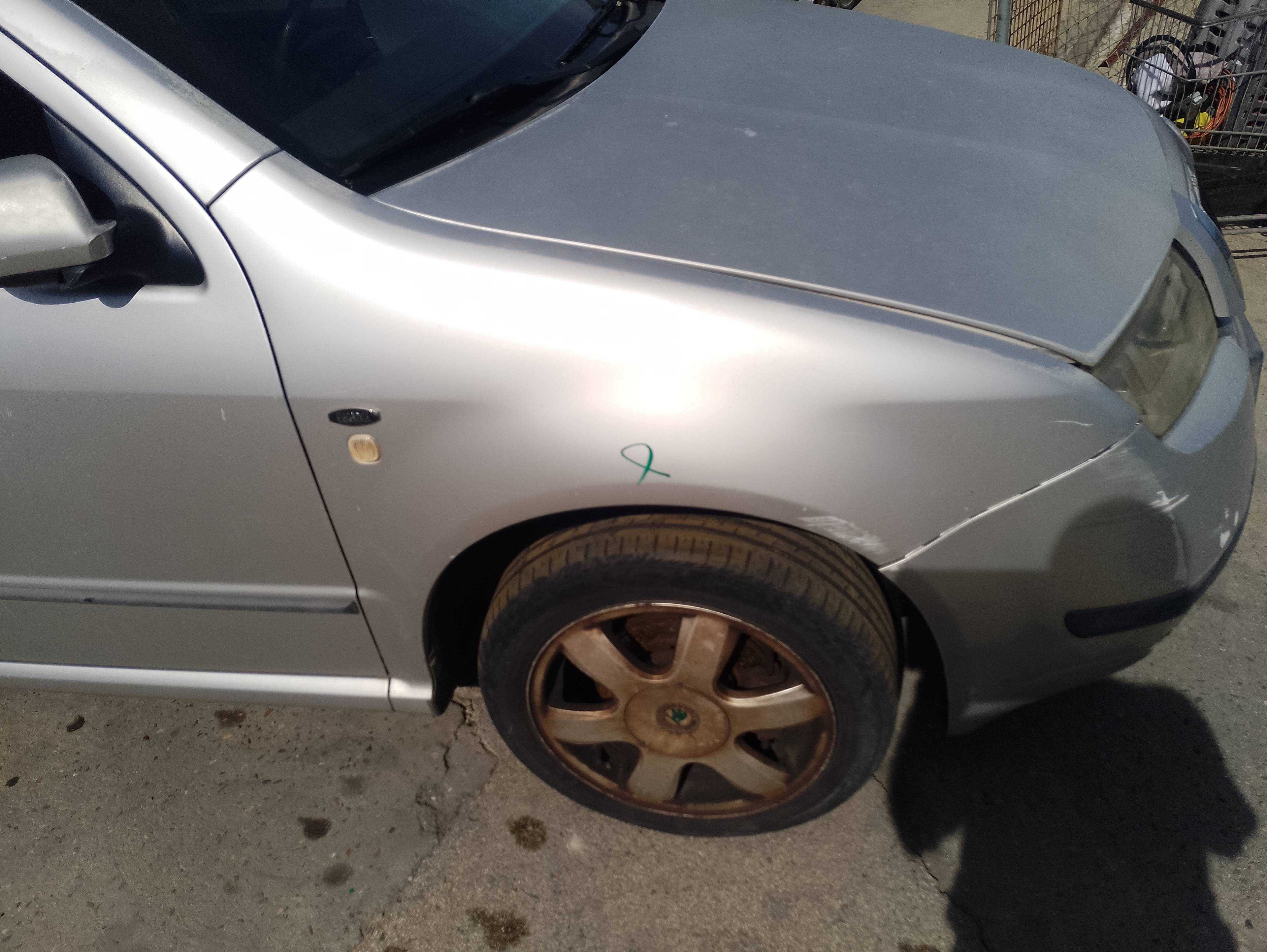 Recambio de aleta delantera derecha para skoda fabia (6y2/6y3) comfort referencia OEM IAM   