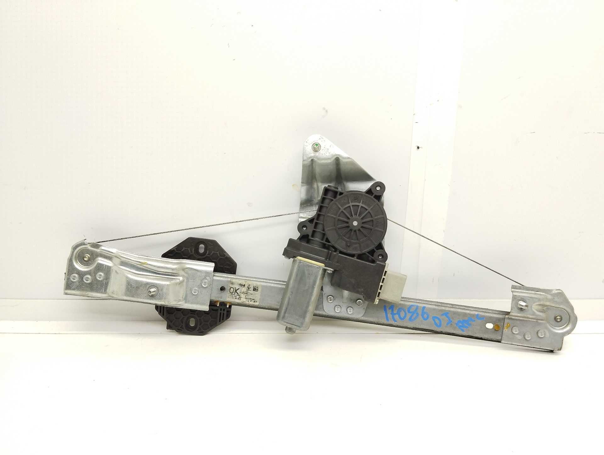 Recambio de elevalunas delantero izquierdo para dacia sandero stepway comfort referencia OEM IAM 807211440R  