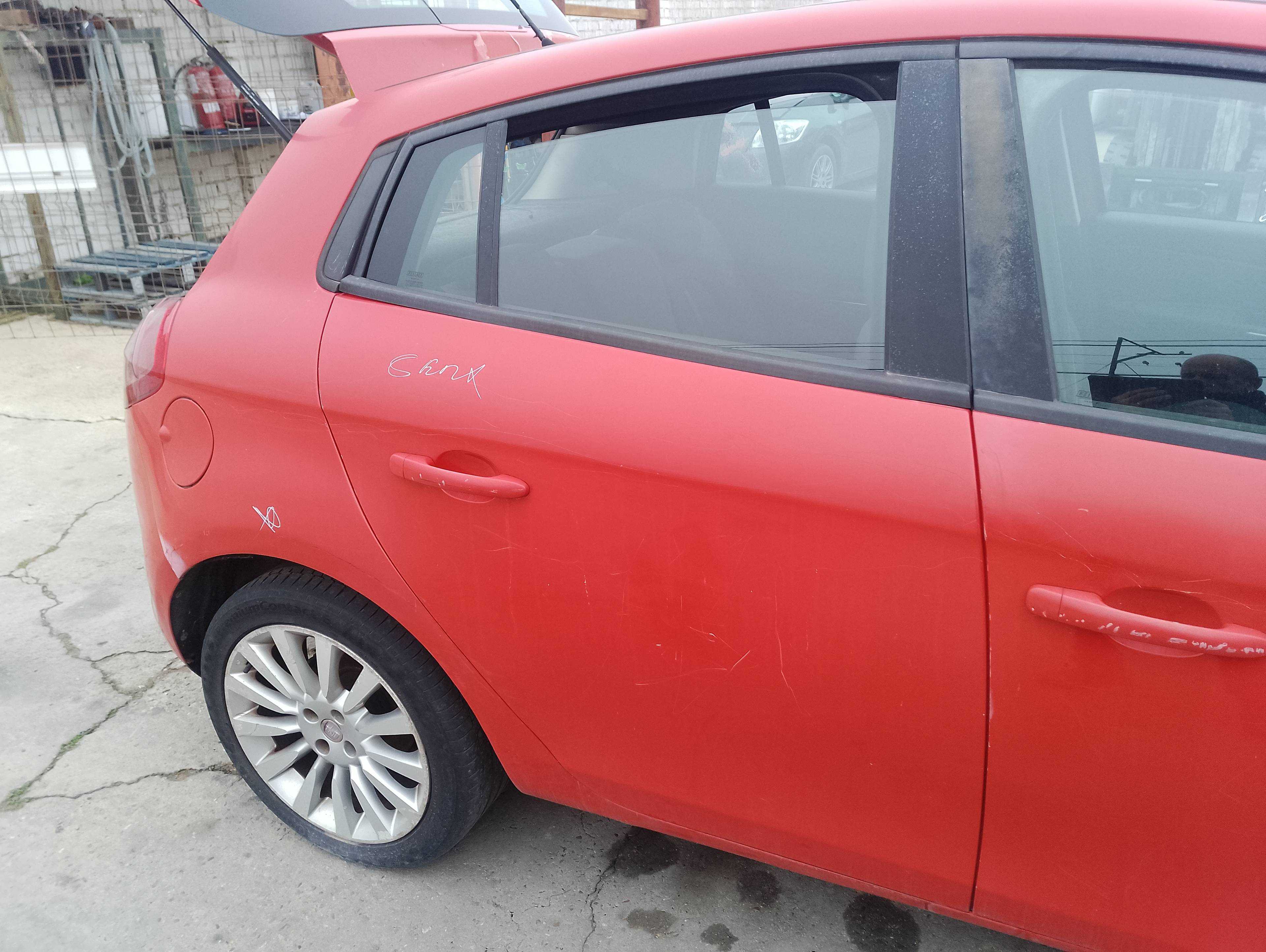 Recambio de puerta trasera derecha para fiat bravo (198) 1.9 active multijet referencia OEM IAM   