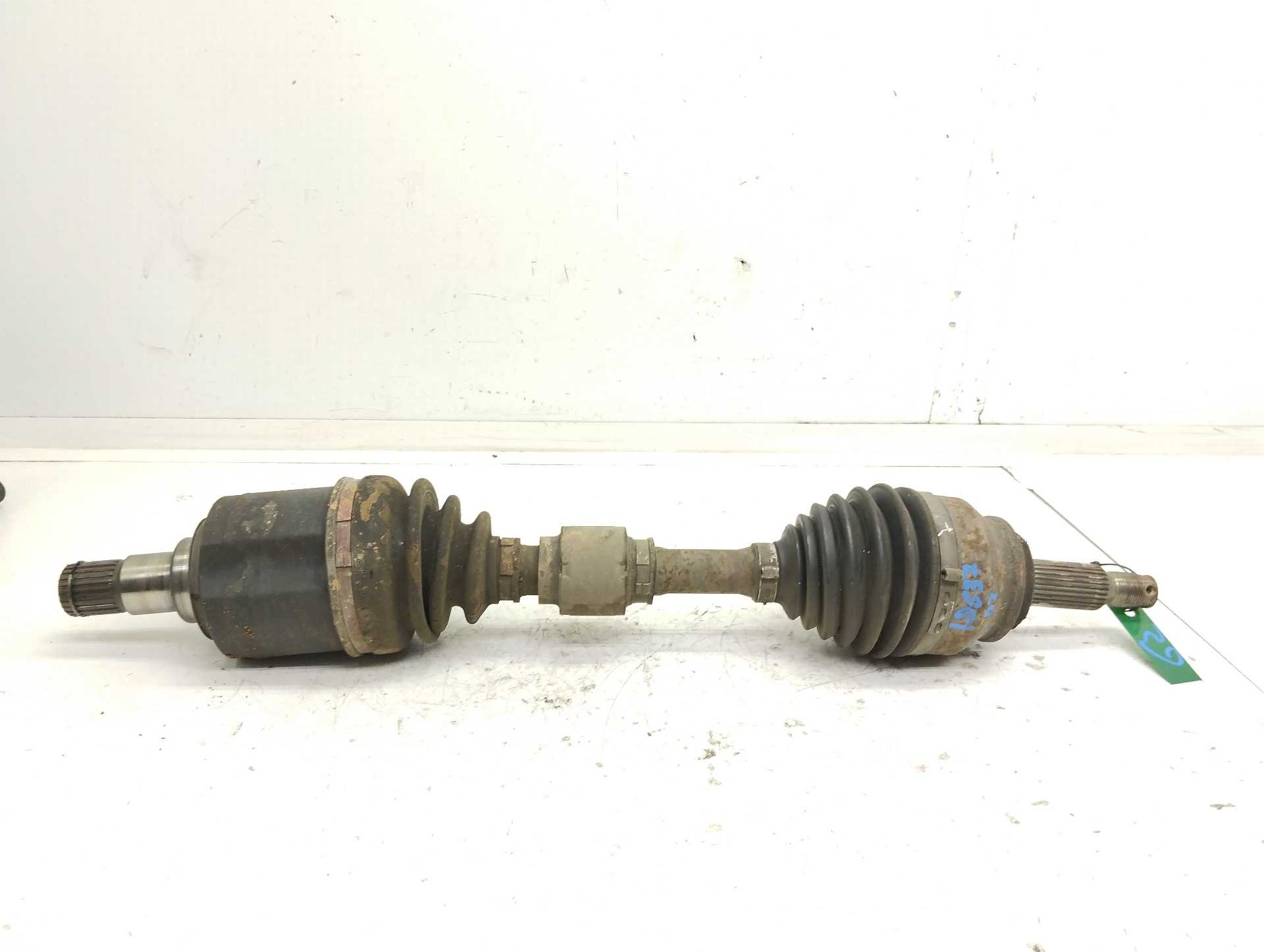 Recambio de transmision delantera izquierda para mitsubishi outlander (cw0) 2.2 di-d cat referencia OEM IAM 3815A277  