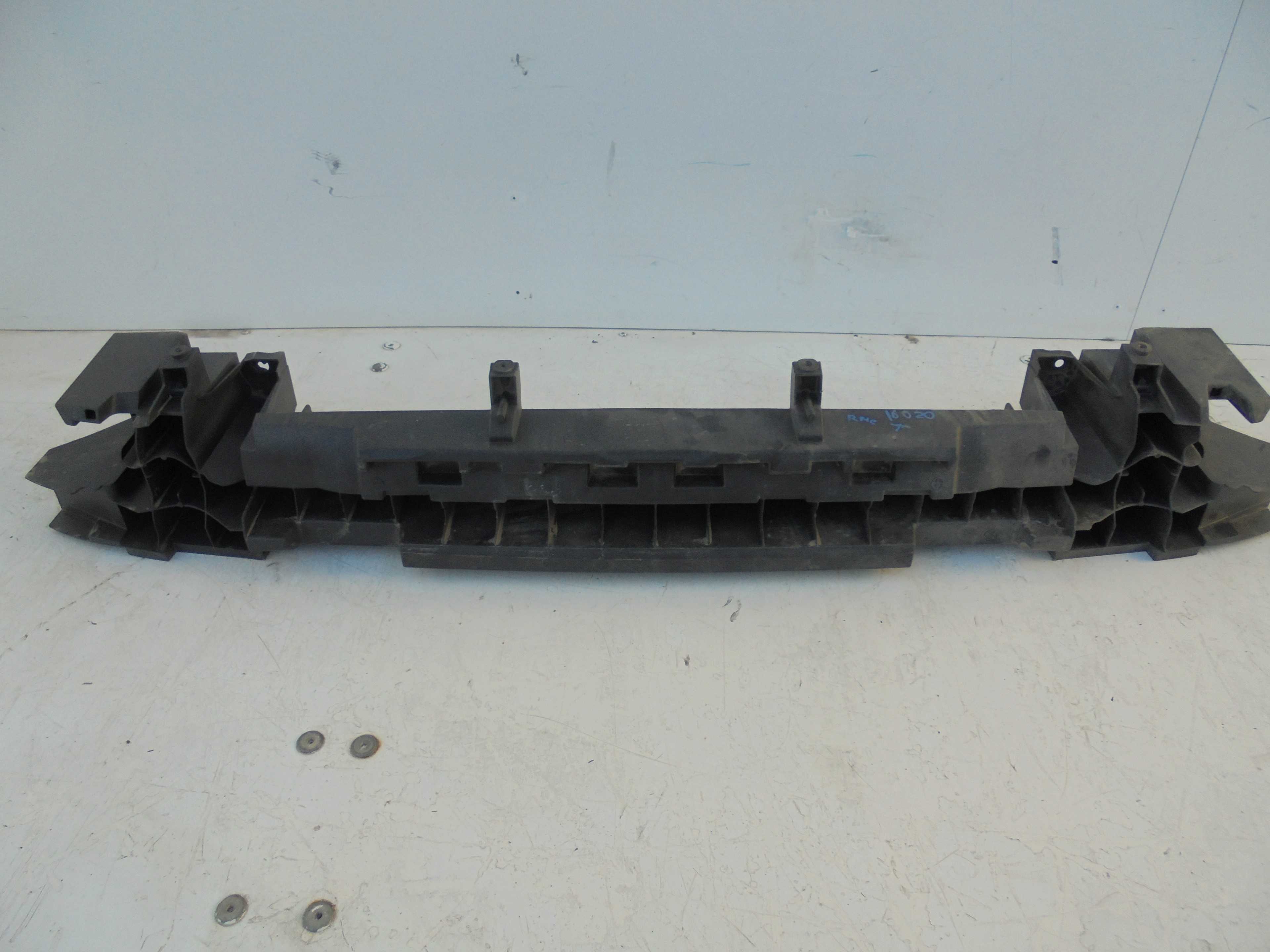 Recambio de refuerzo paragolpes trasero para renault captur life referencia OEM IAM   