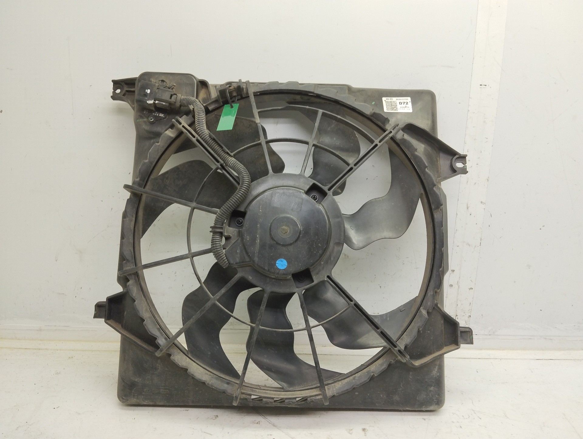 Recambio de electroventilador para kia sportage business 2wd referencia OEM IAM 25304D7720  