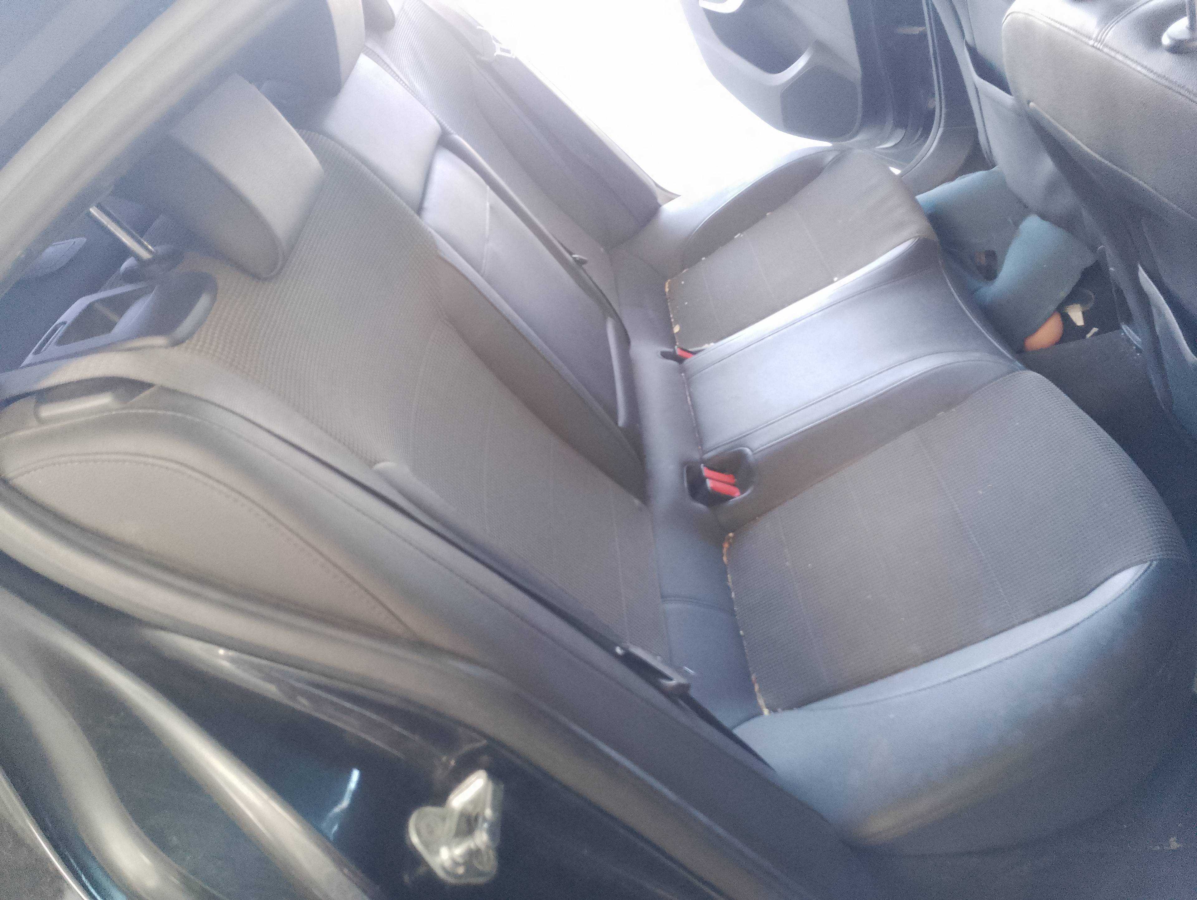 Recambio de asientos traseros para opel insignia berlina cosmo referencia OEM IAM   
